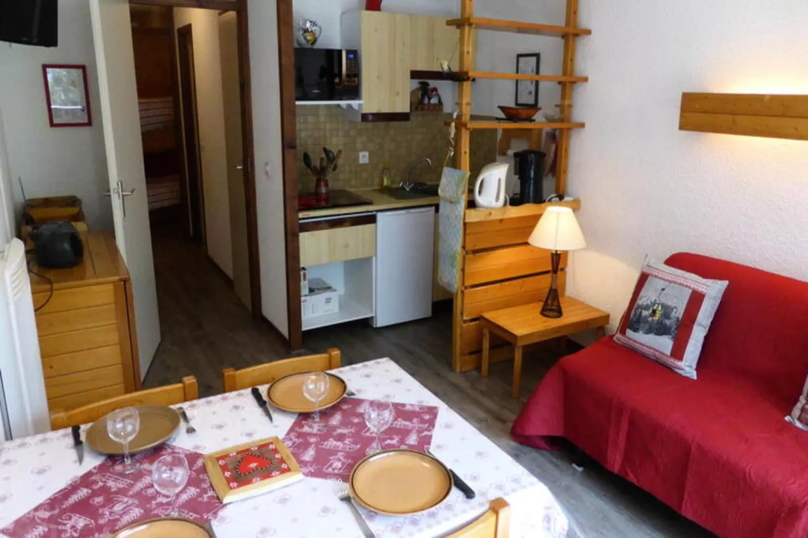 Résidence Le Brulaz-Außenbereich Sommer