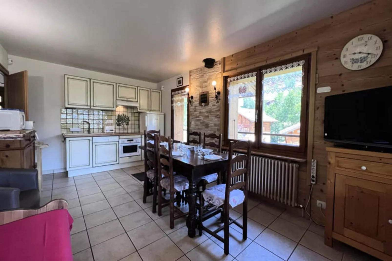 Chalets à La Clusaz-Dining room