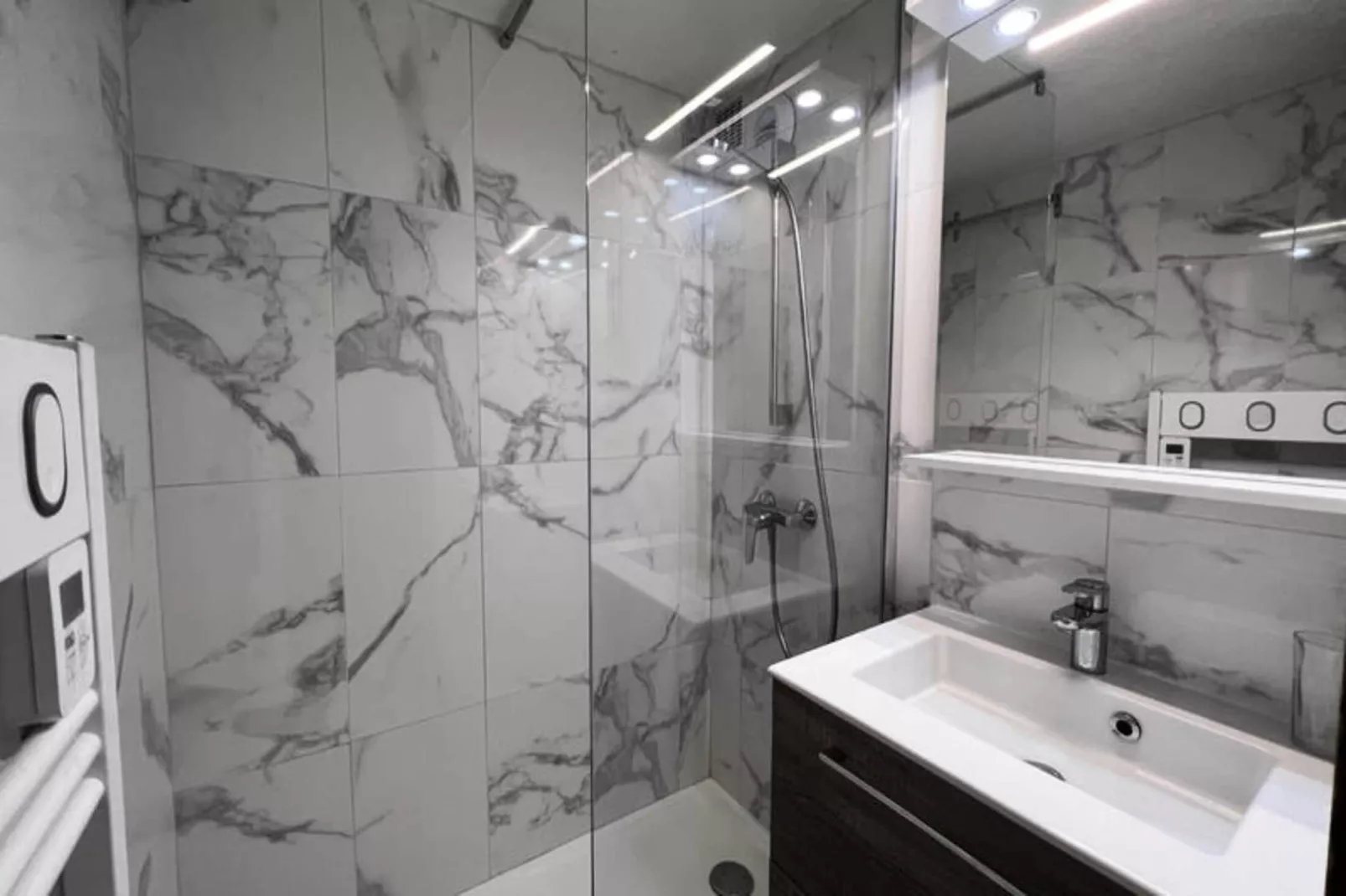 Appartements à La Clusaz-Salle de bain