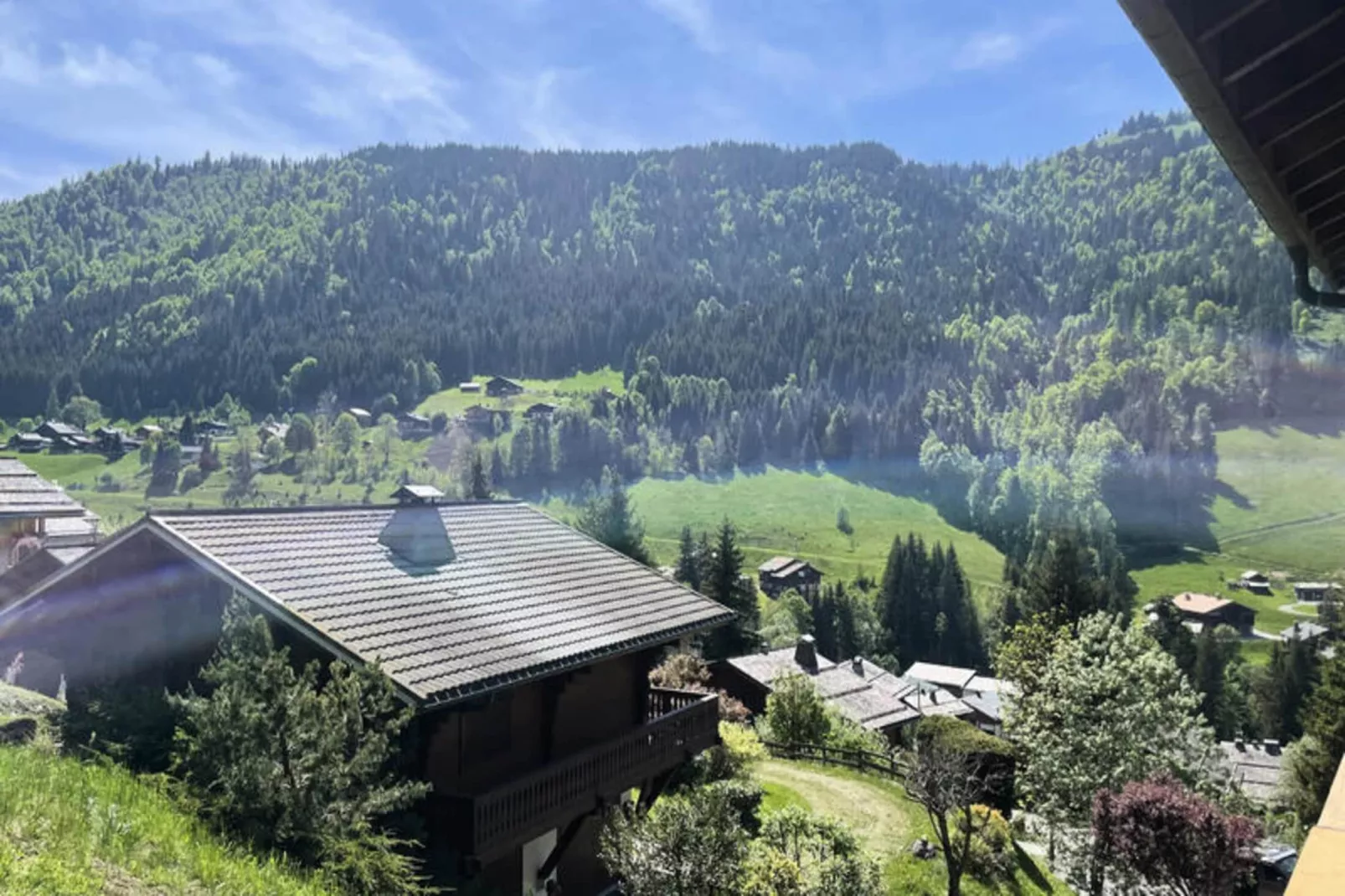 Studio à La Clusaz-View in summer
