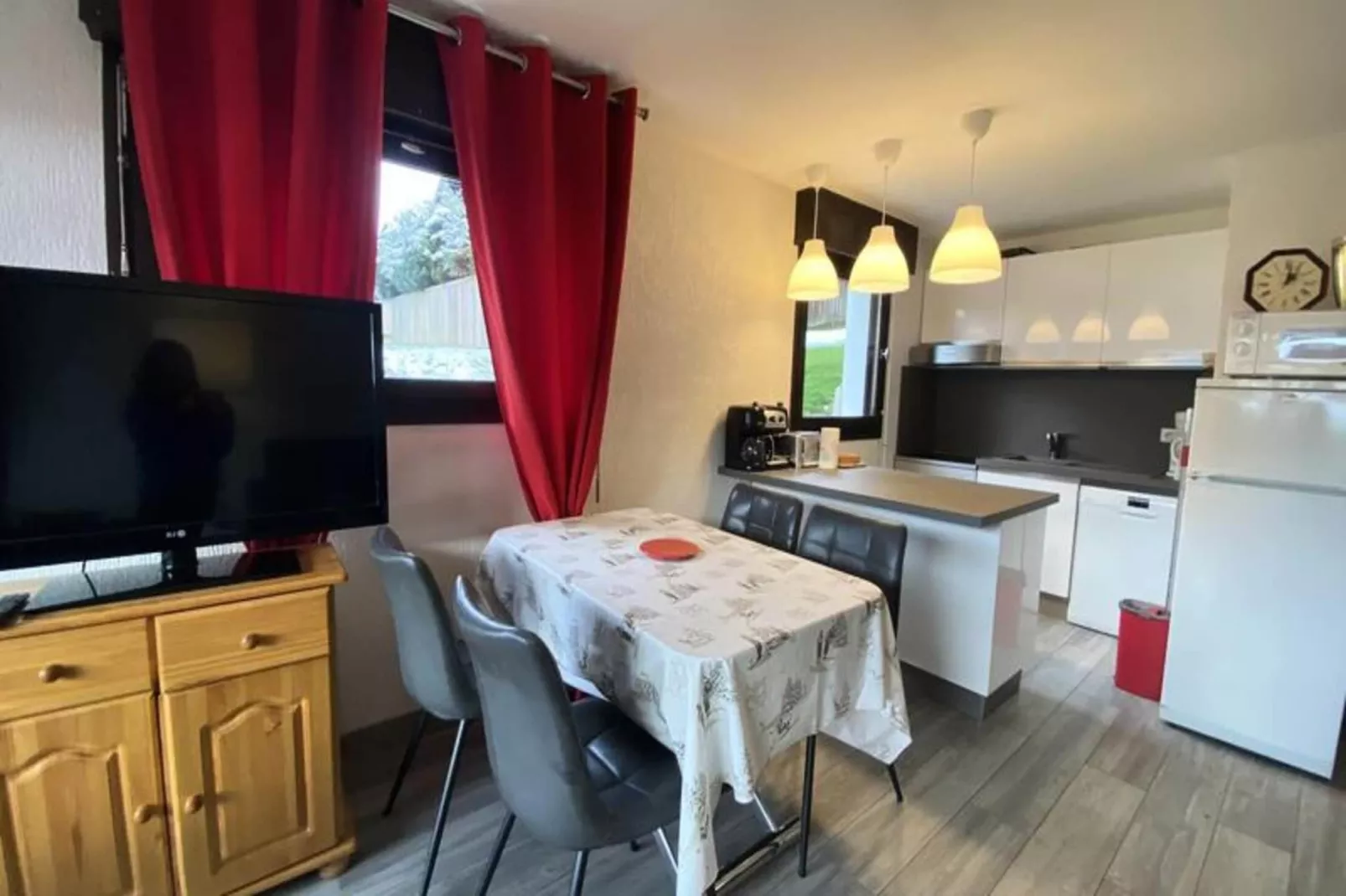 Résidence Granges B-Dining room