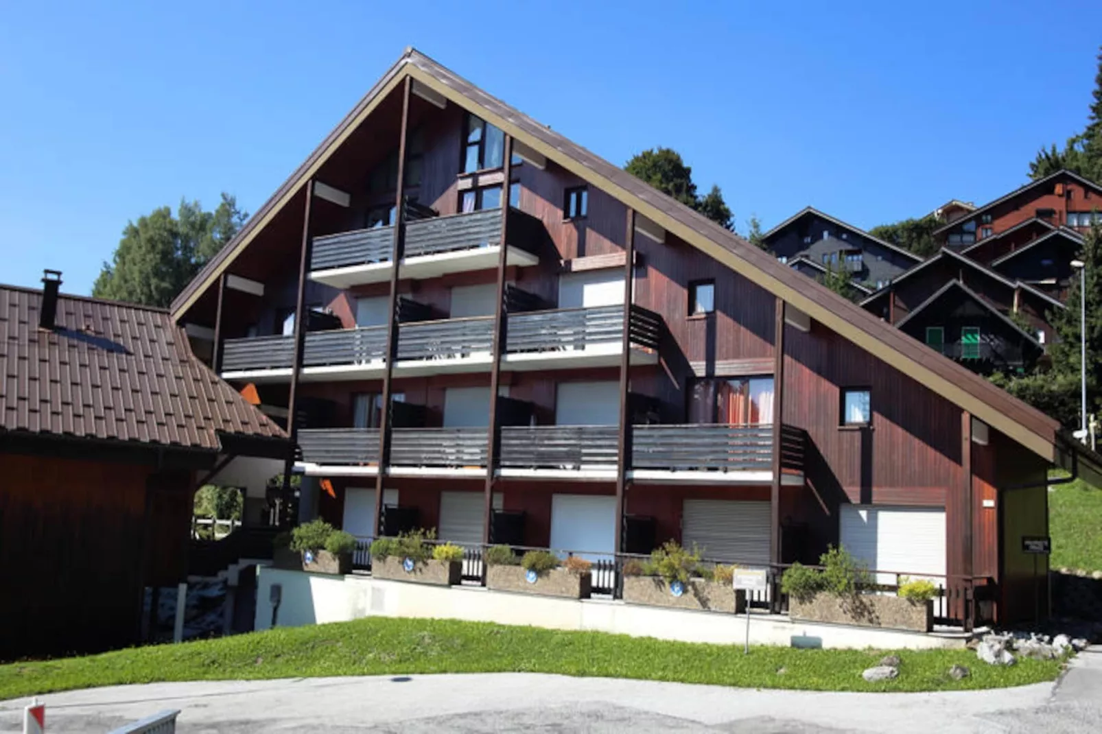 Appartements à Les Carroz-d'Arâches-Image-tags.