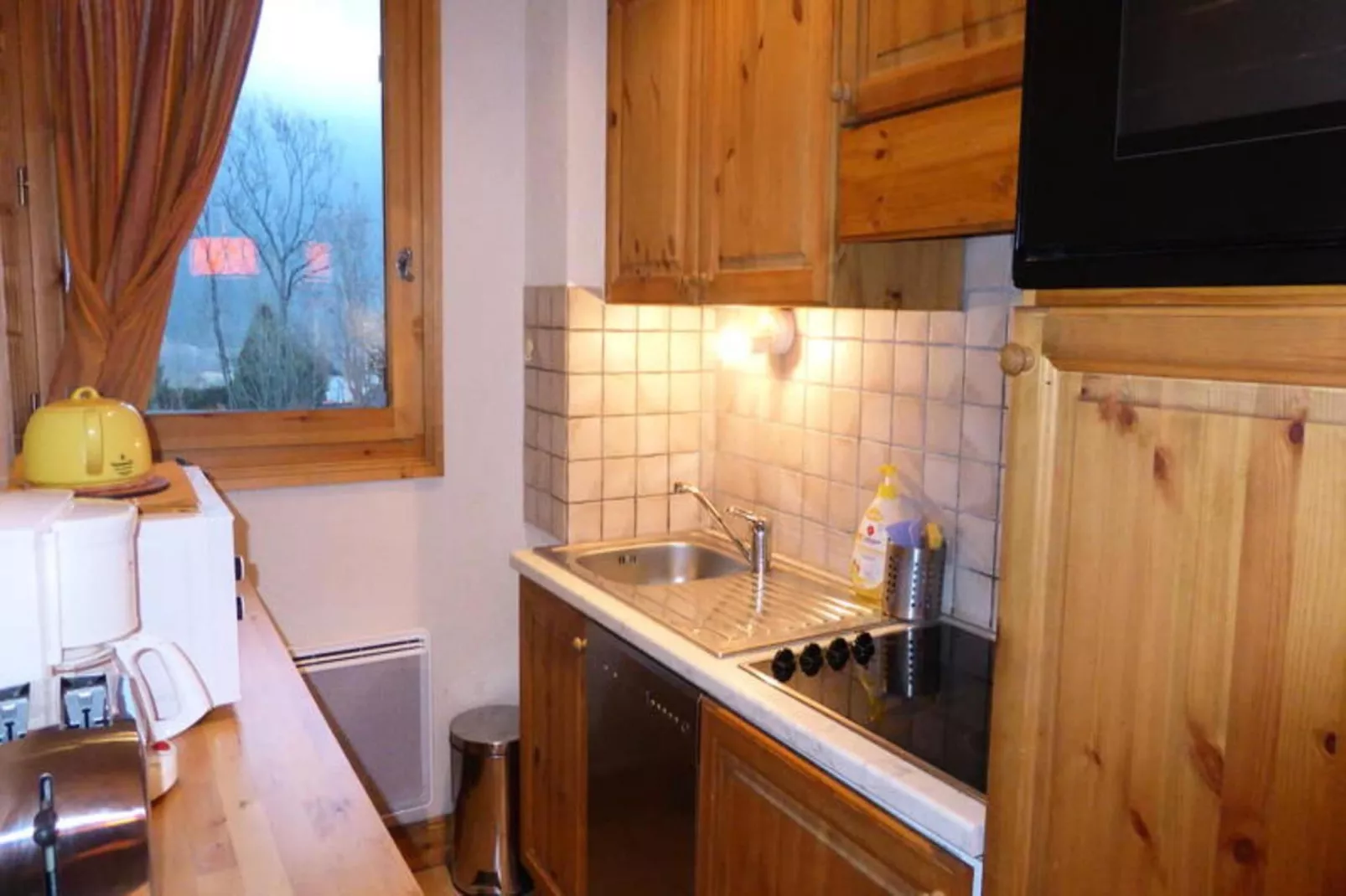 Résidence Les Amethystes B-Exterior in summer