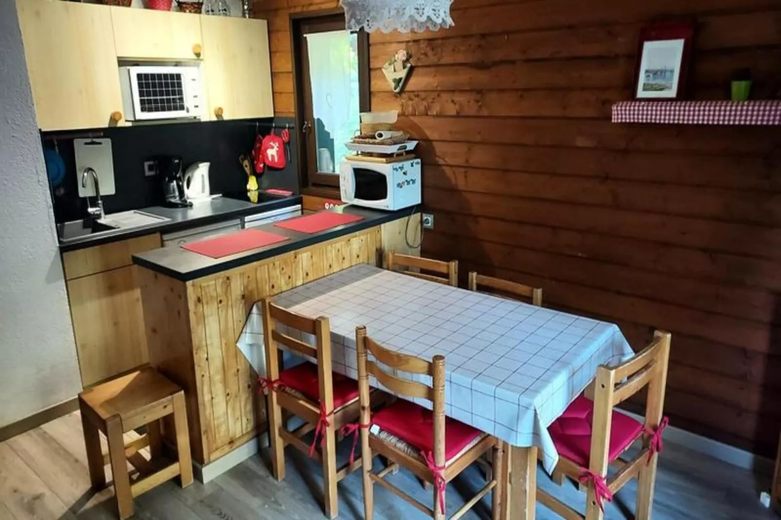 Résidence Le Yeti-Außenbereich Sommer