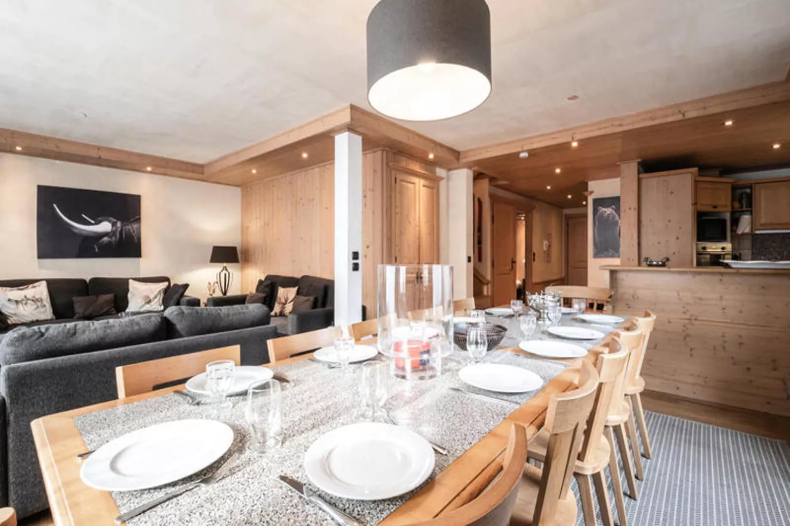 Chalets Du Savoy-Salle à manger