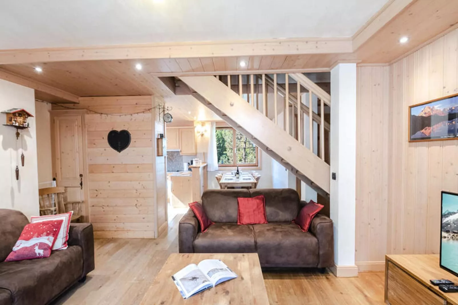 Chalets Du Savoy-Salon