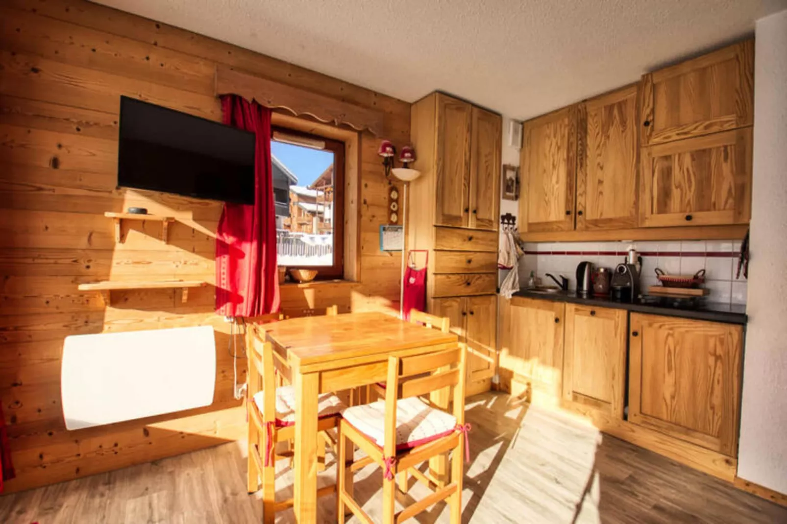 Résidence Eterlous-Salle à manger