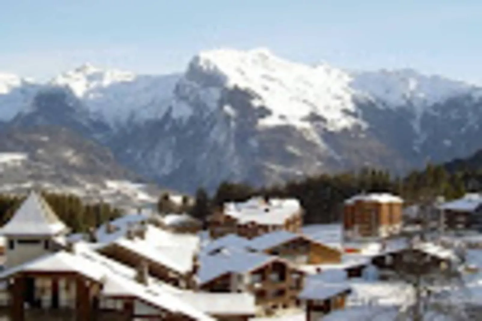 Résidence Odalys Le Buet**-Exterior in summer