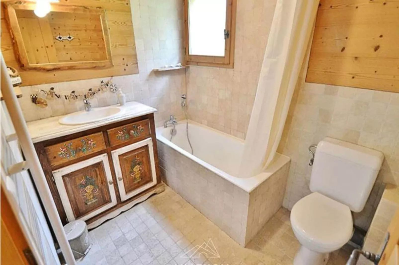 Chalet Le Trefle-Bathroom