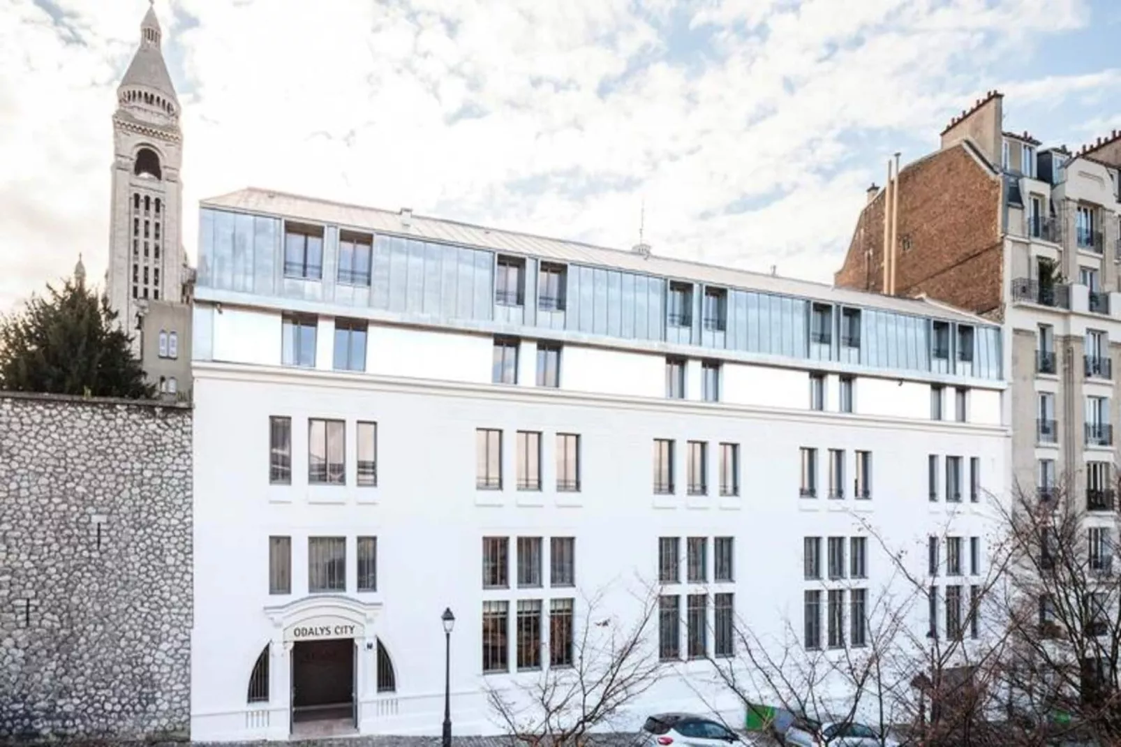 Appart'hôtel Odalys Montmartre-Exterior in summer