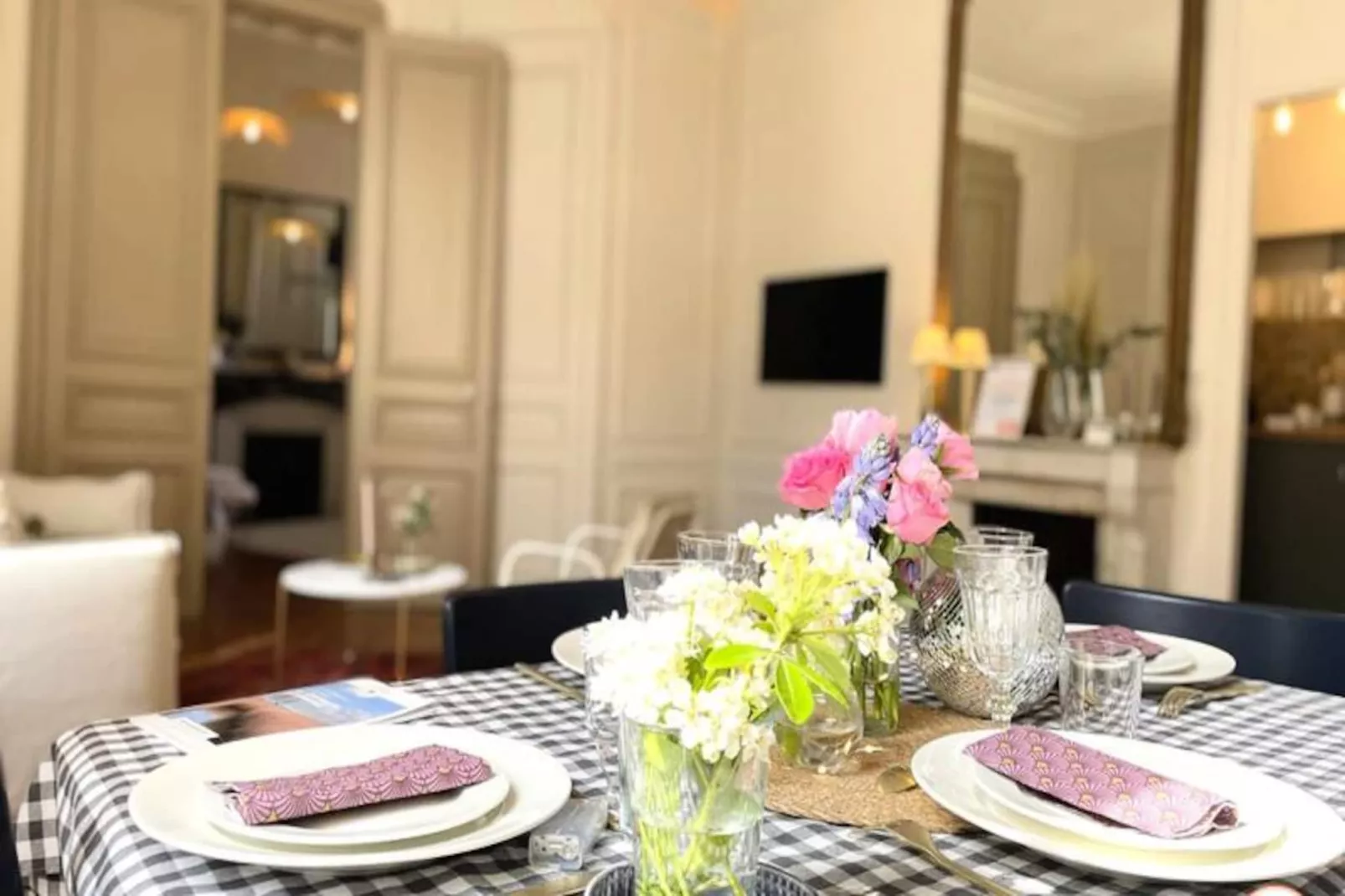 🌟 Le Crosne - Parking - Standing - Calme-Image-tags.