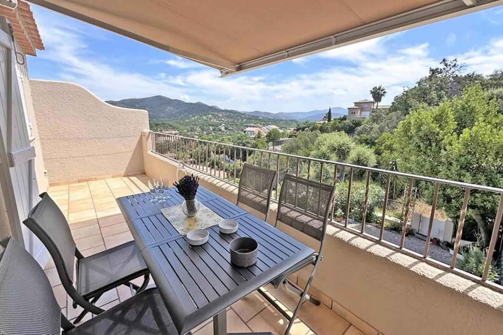 Résidence Hauts Du Sémaphore-Terrace balcony