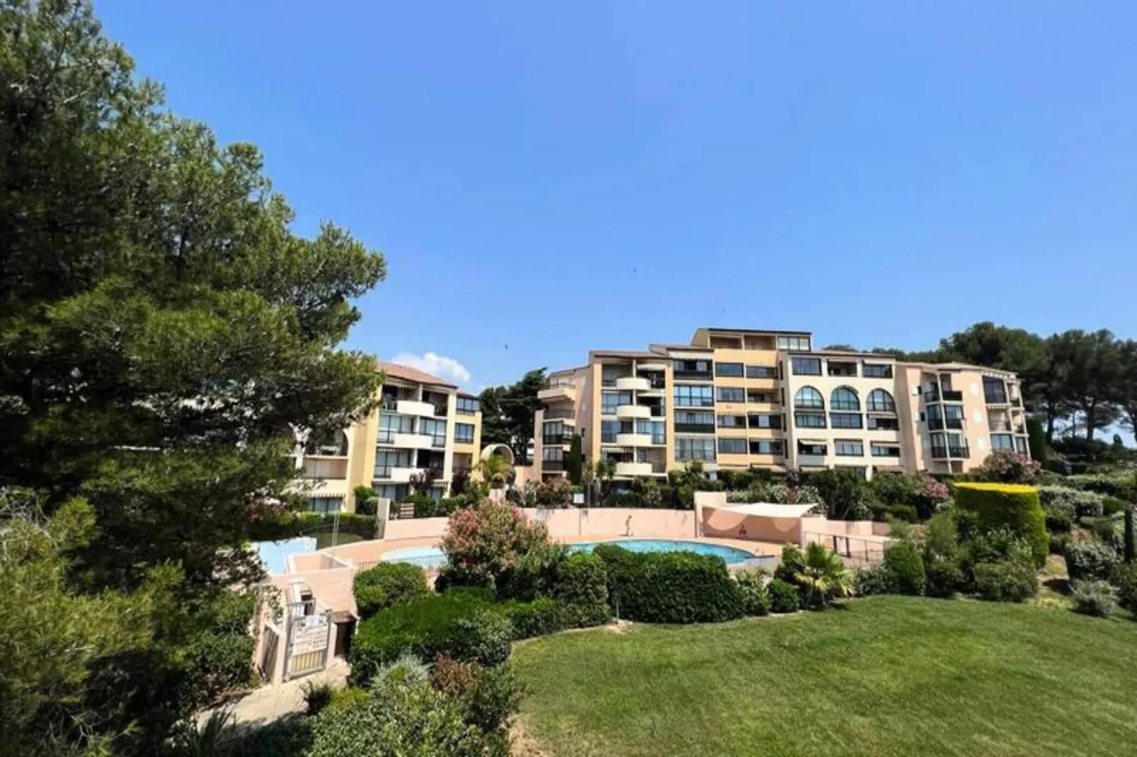 Résidence Jardins D Azur B-Extérieur été