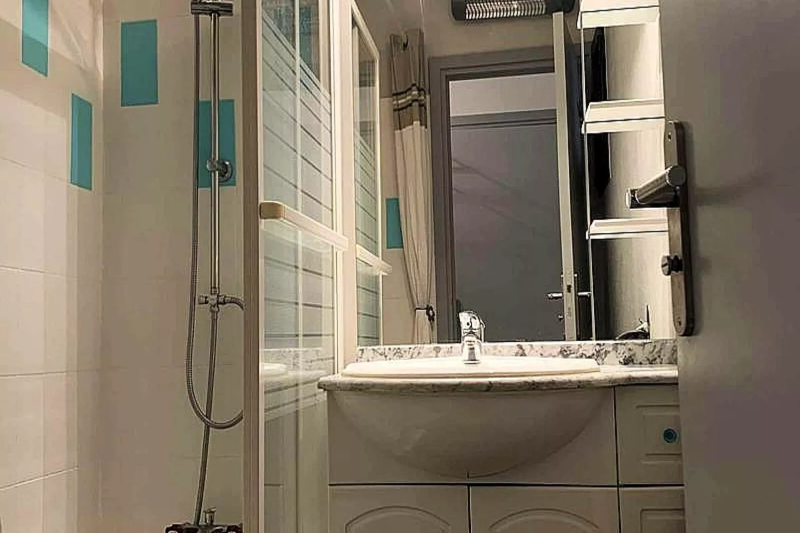 Résidence Luberon Loisir-View in summer