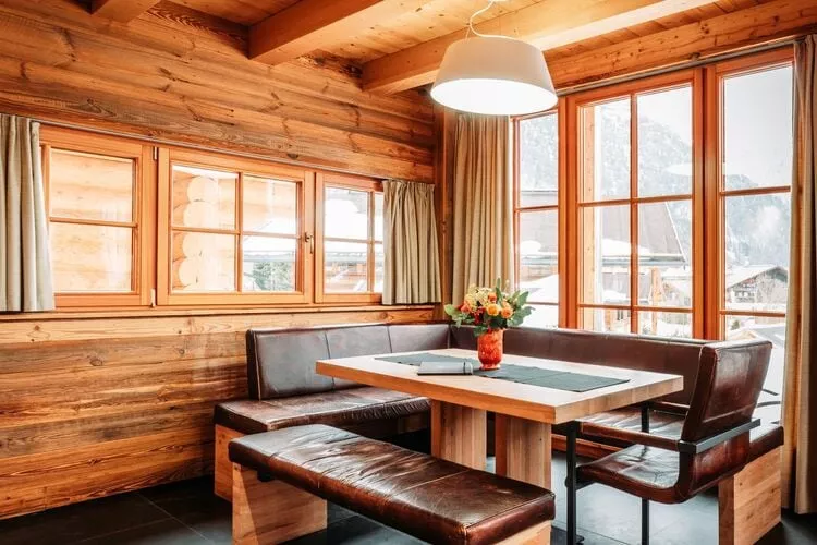 IM WEIDACH Haus 1-Dining room