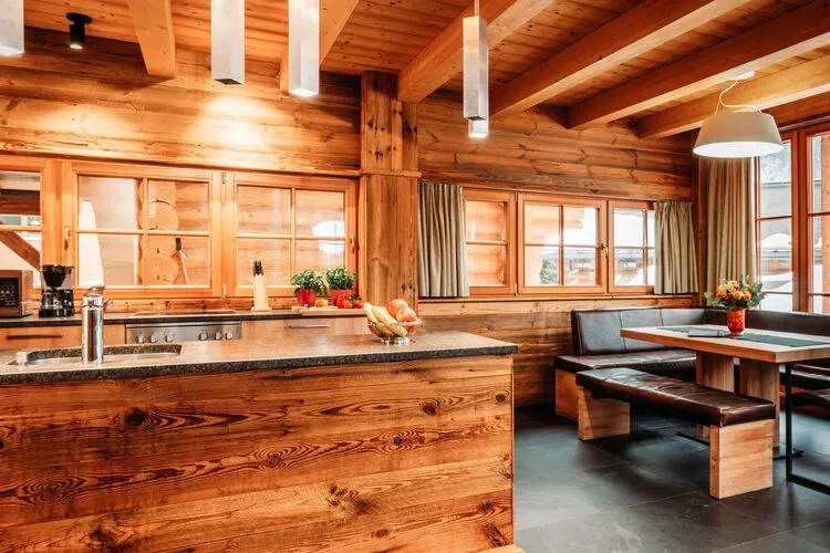 IM WEIDACH Haus 1-Kitchen