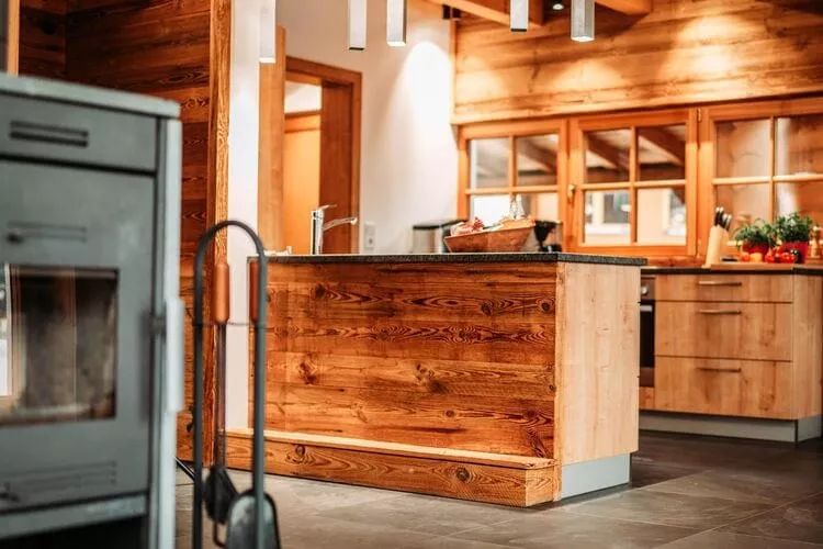 IM WEIDACH Haus 1-Kitchen