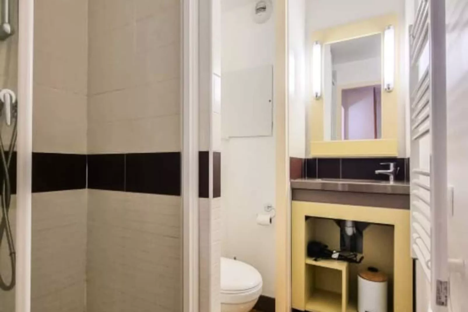 Appartement 6 Pers Vue Mer Pr&egrave;s Des Plages &agrave; Agay-Image-tags.