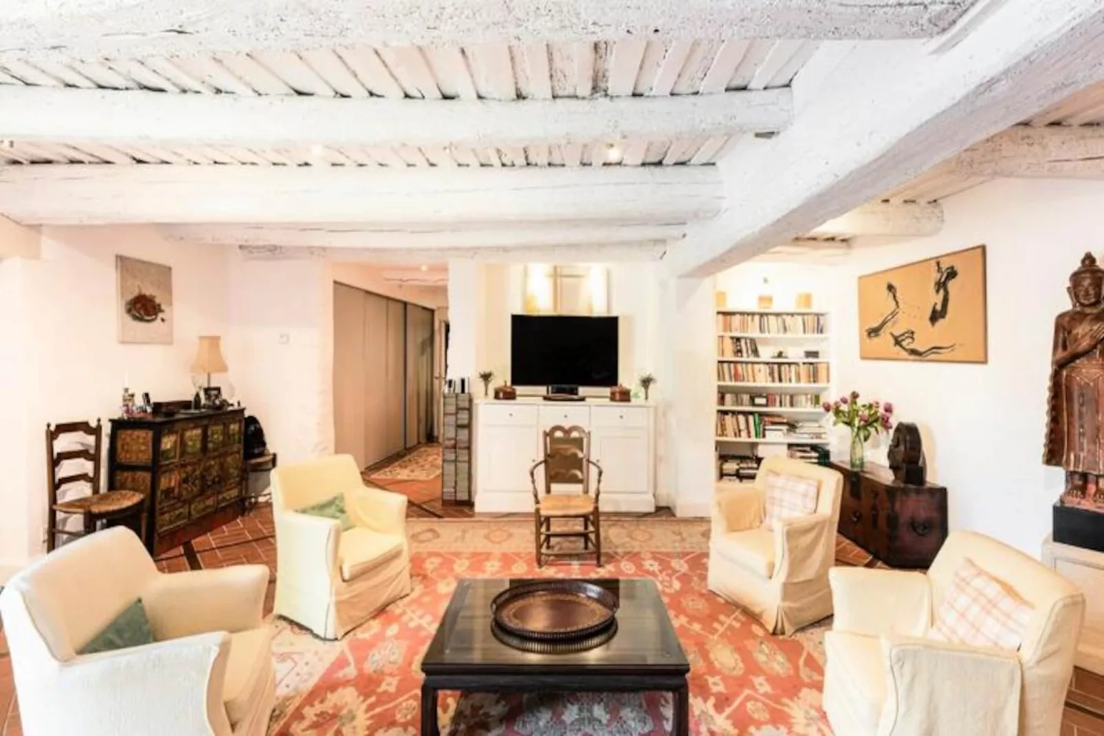 Maison De Famille En Provence-Image-tags.