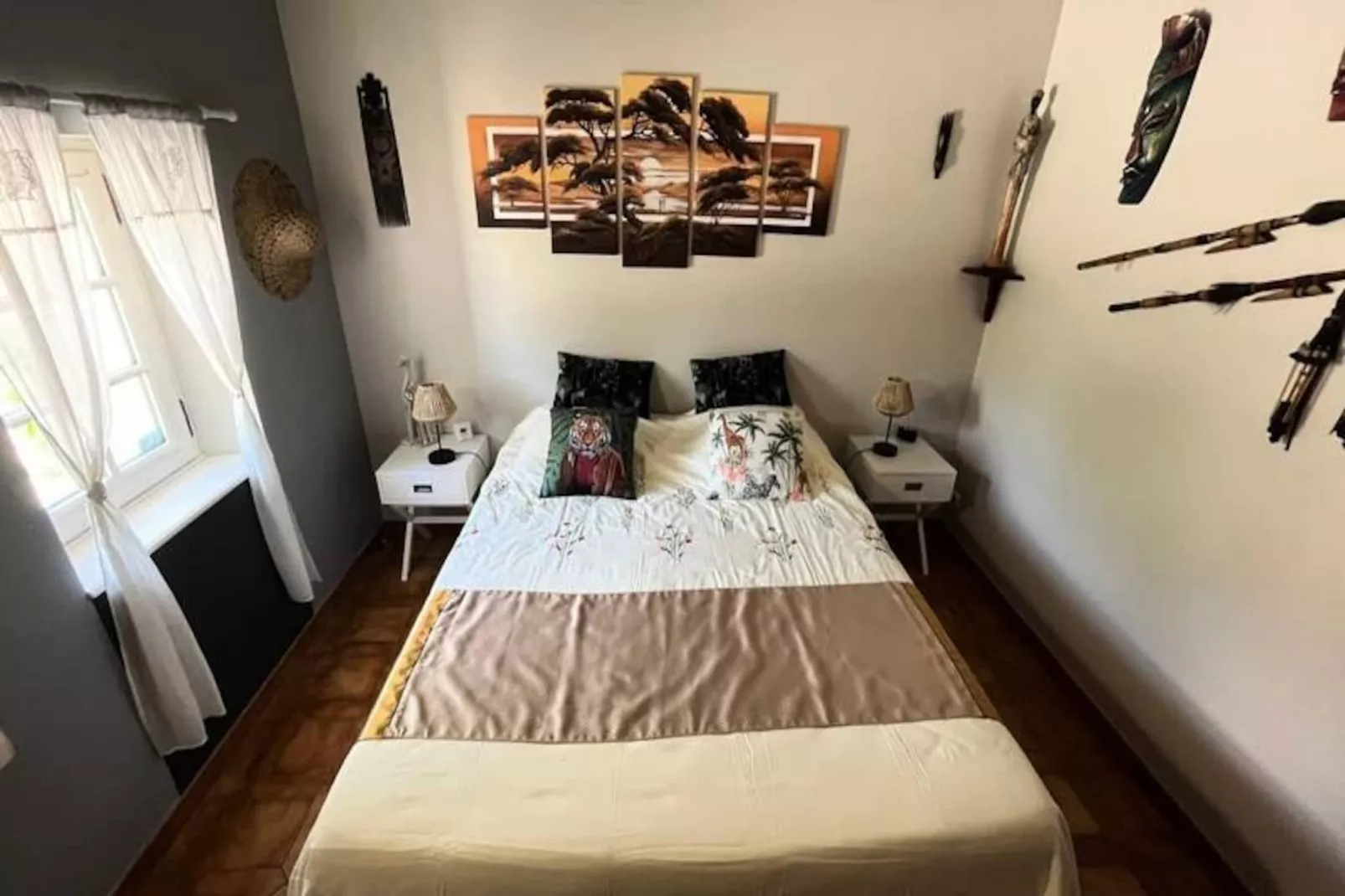 84a - "mas D'elise", Magnifique Villa Avec Piscine Au C&oelig;ur Du Luberon-Image-tags.