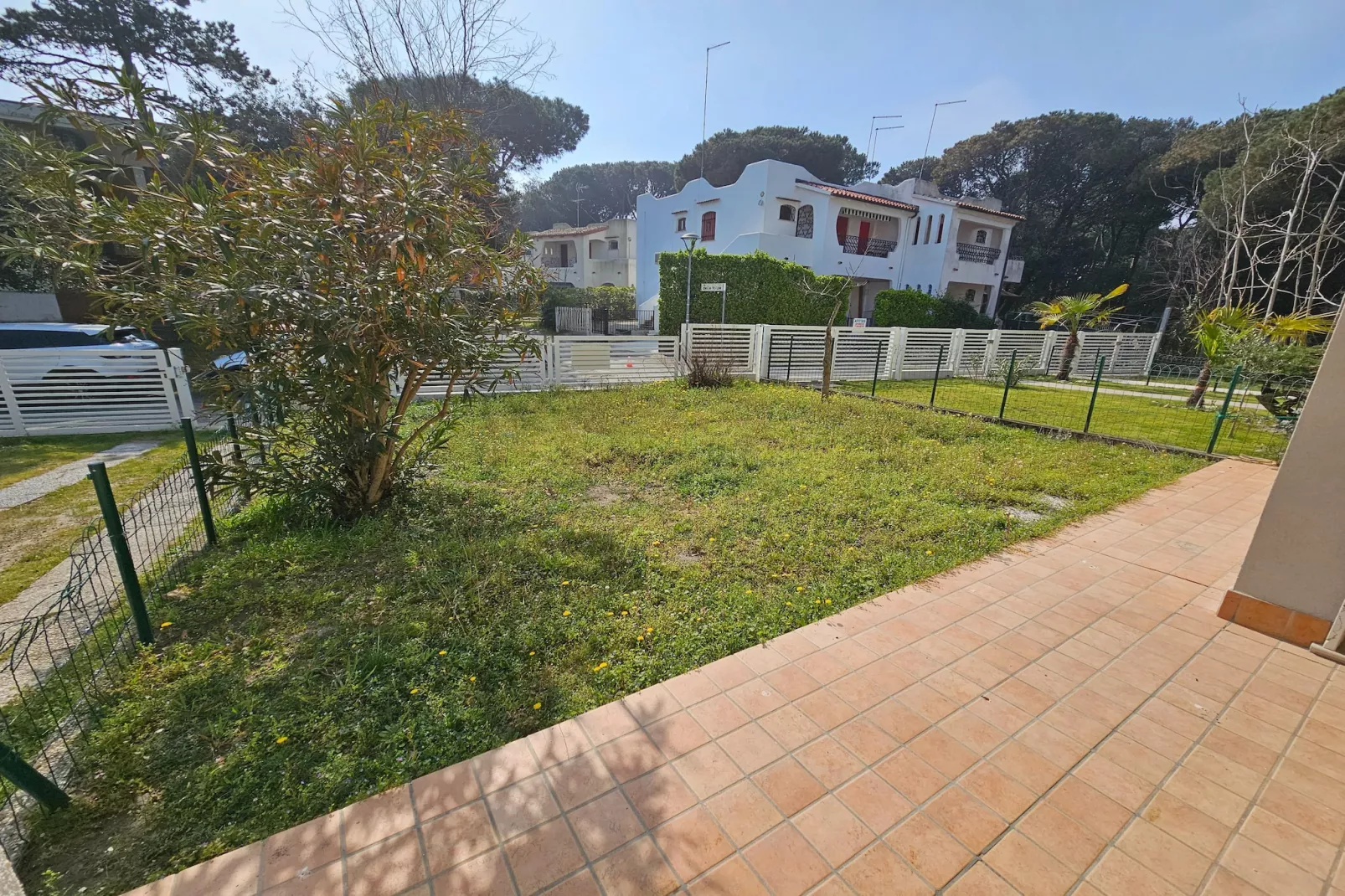 Villa Francesca-Gardens in summer