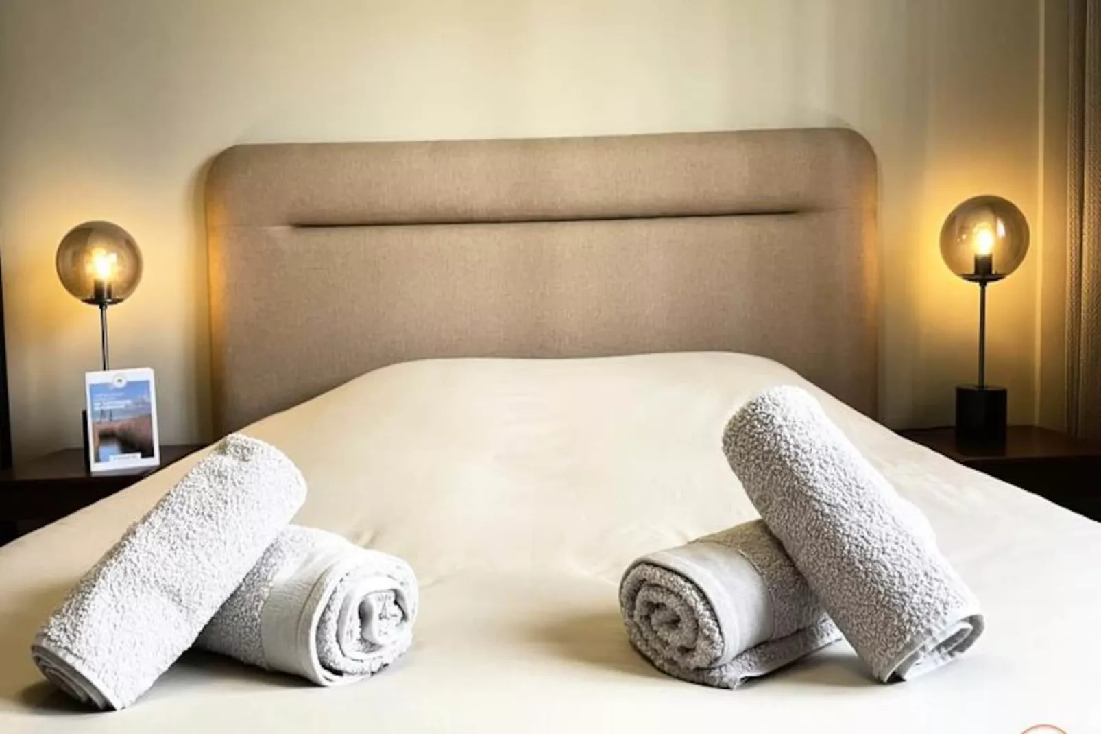 🌟 L'el&eacute;gance - Vue D&eacute;gag&eacute;e - Balcon - Parking-Image-tags.