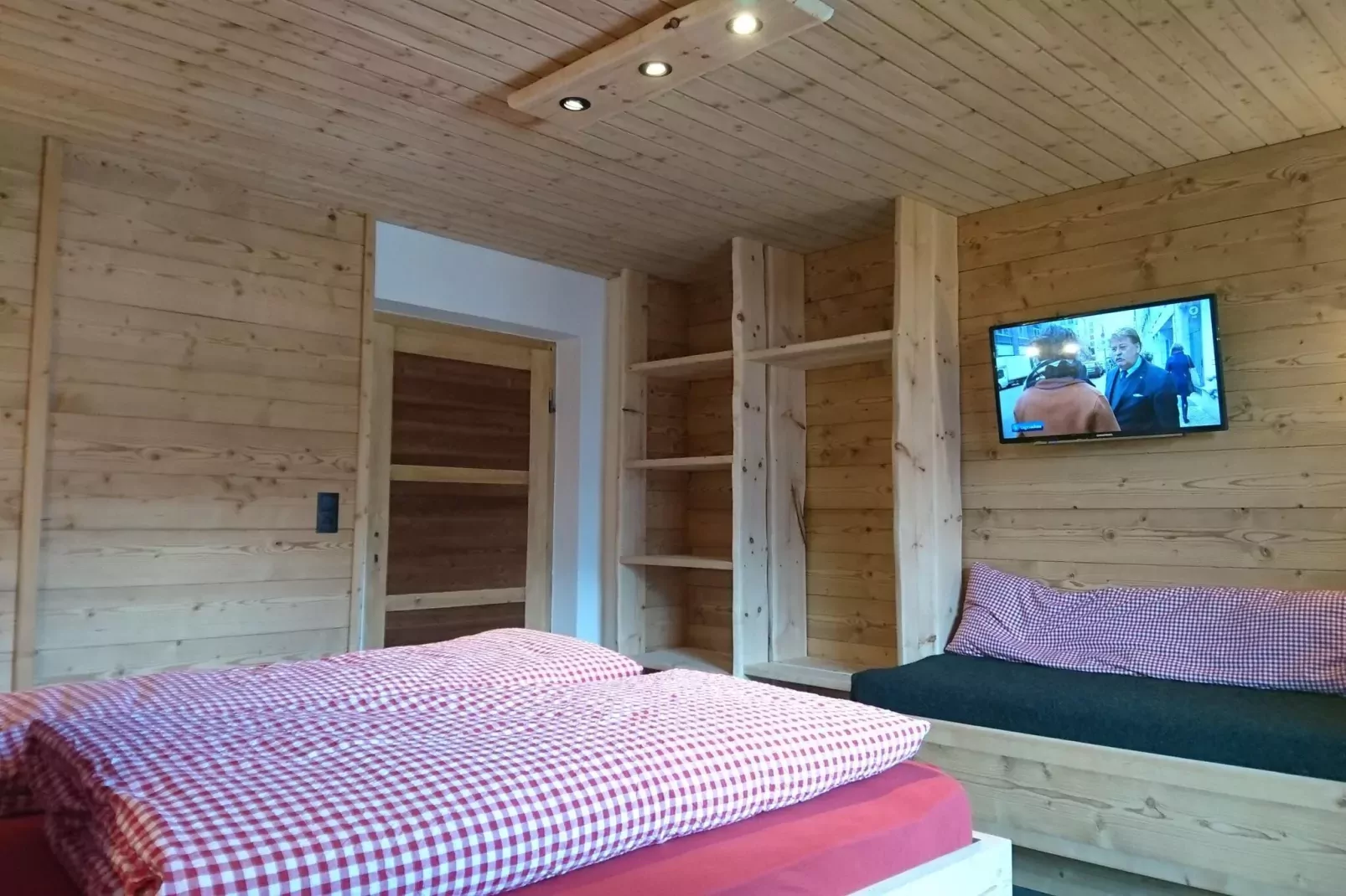 Ferienhaus Marienbergl - 8 Personen-Schlafzimmer