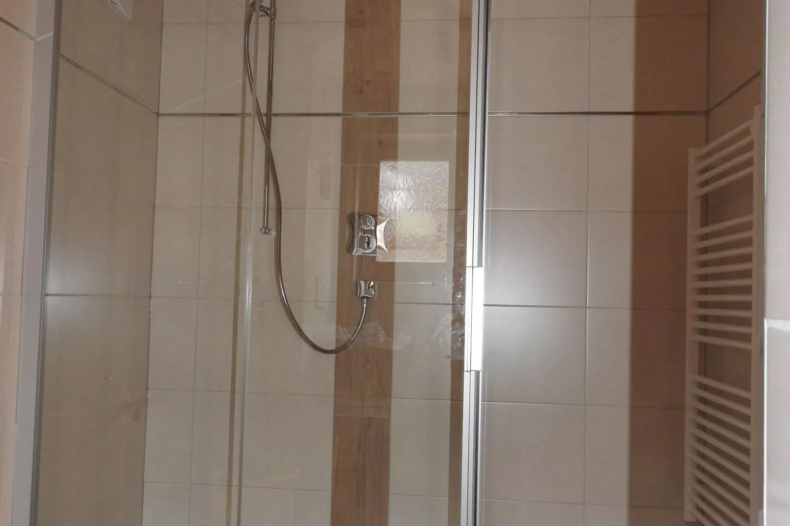 Ferienhaus Marienbergl - 8 Personen-Badezimmer