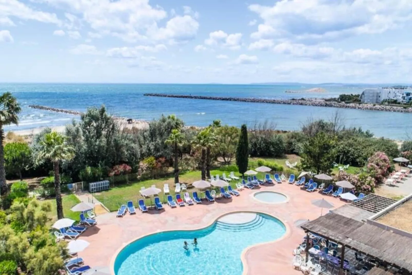 SOWELL Résidences Les Sablons***-Swimming pool