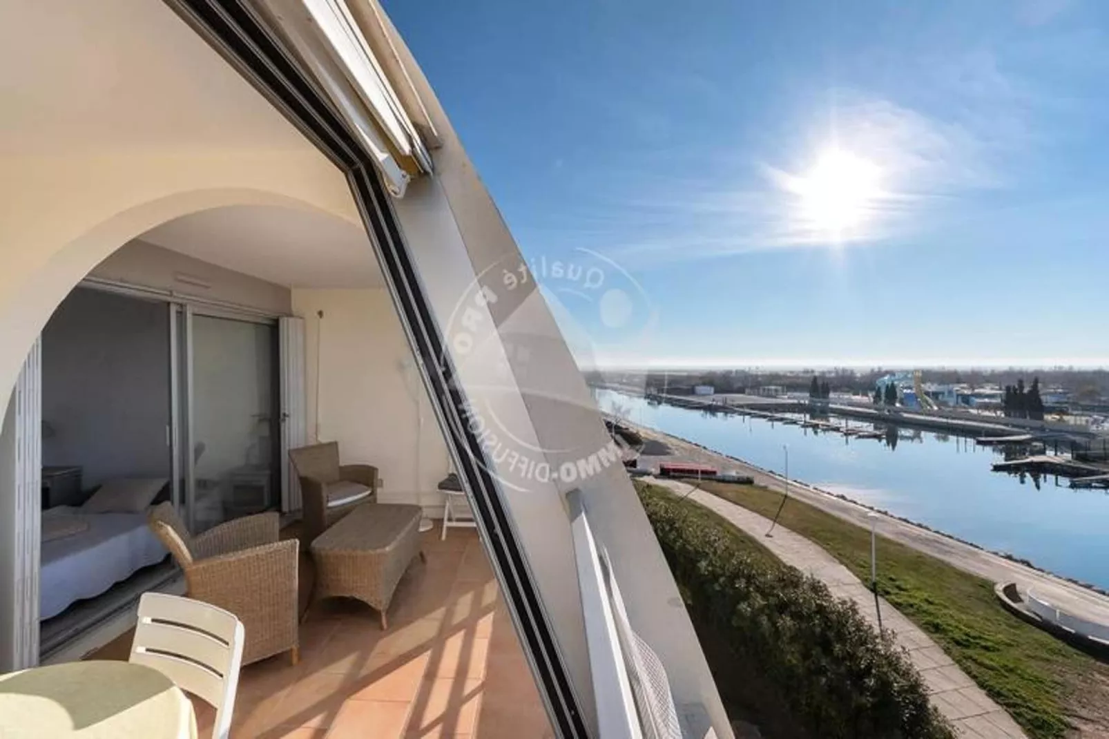 Résidence " La Lagune"-View in summer