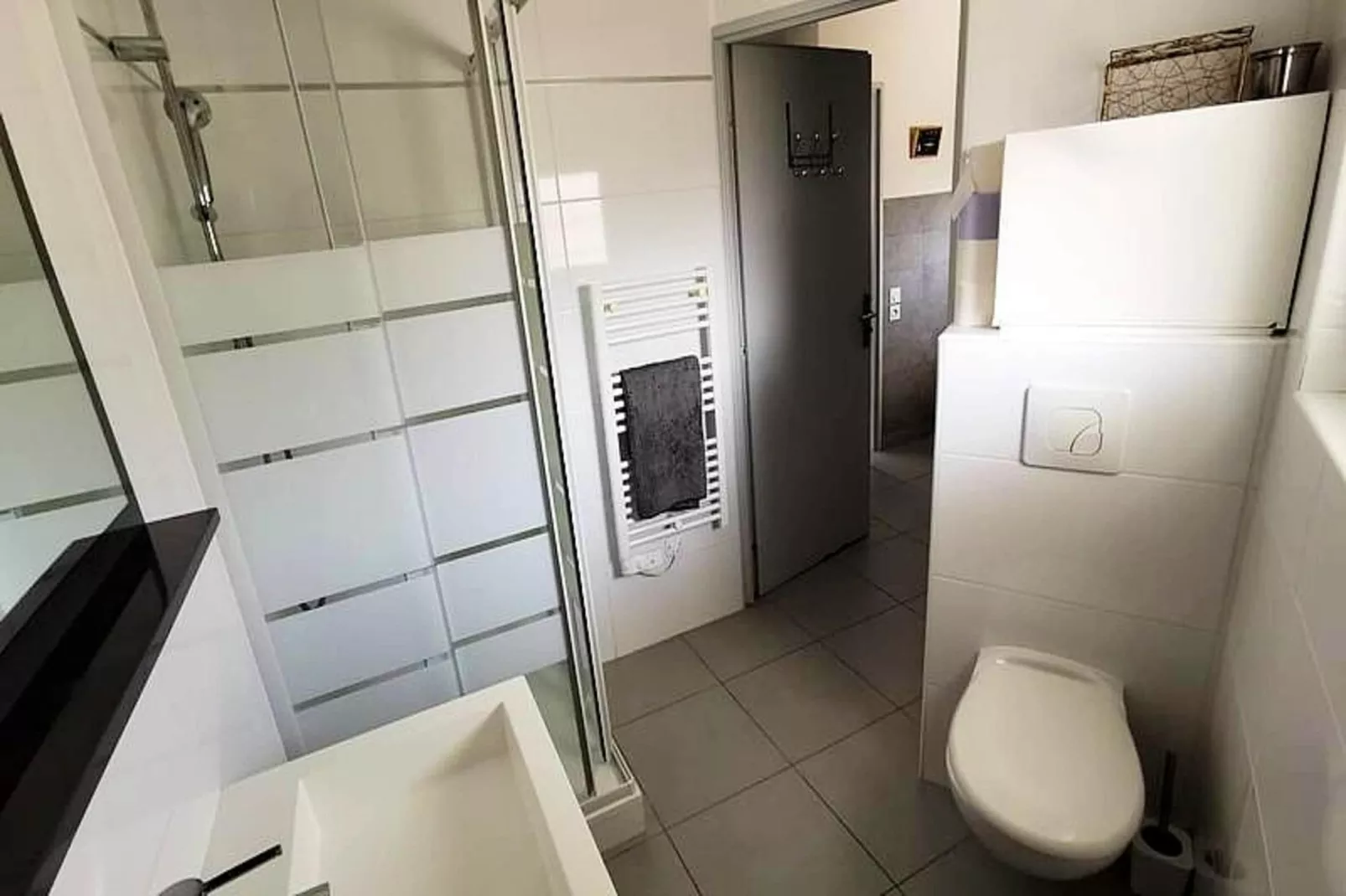 Résidence "le Château Leenhardt"-Badezimmer