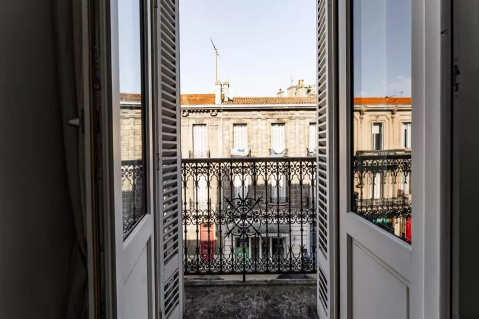 Chaleureux Appartement Au C&oelig;ur Du Quartier Historique Saint-michel-Chambre