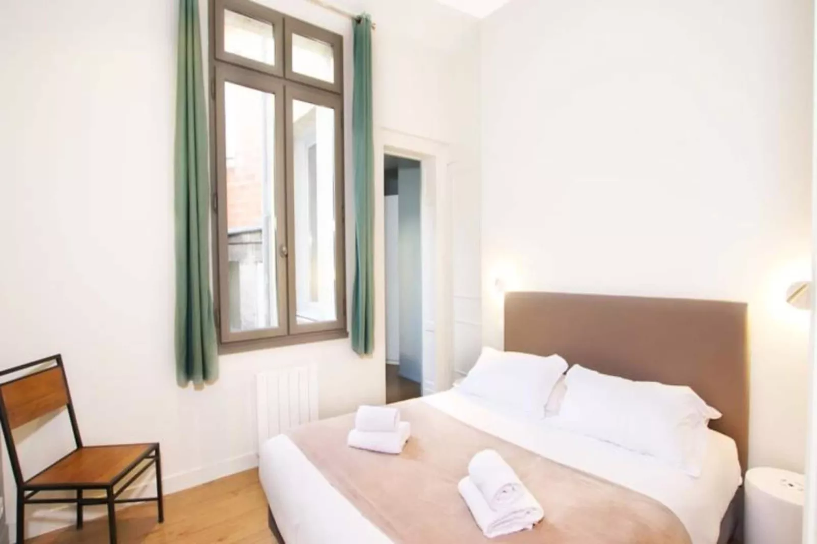 Magnifique Et Lumineux T3 De Charme Aux Quinconces Id&eacute;al Pour 4 Personnes-Ambiance