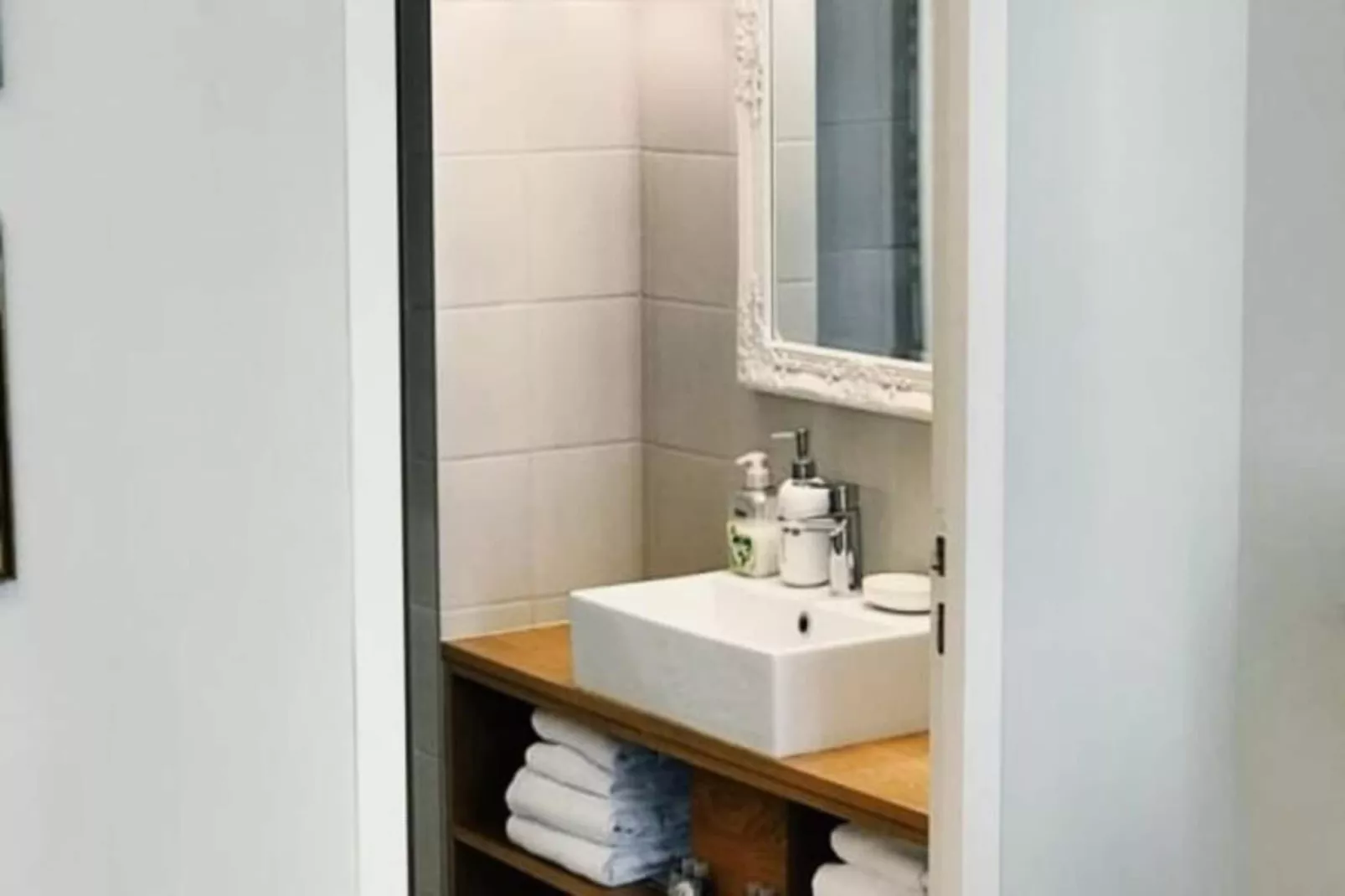 Superbe Duplex De Qualit&eacute;, En Hypercentre Avec Rooftop Et Climatisation-Bathroom