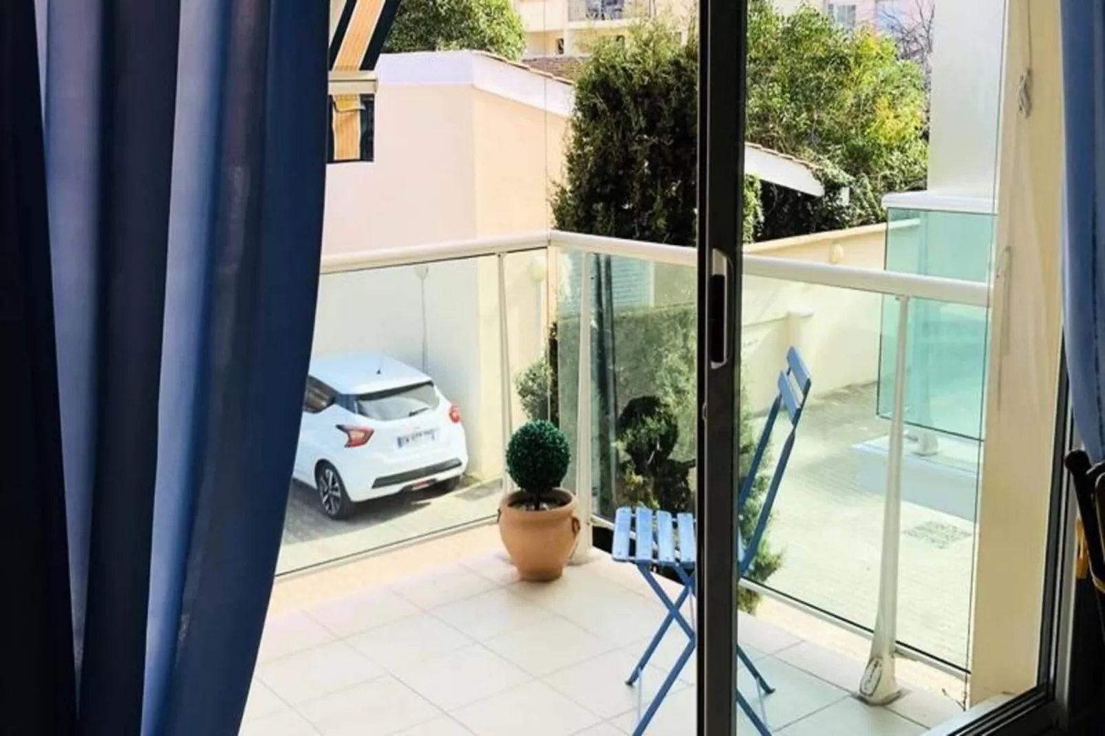 Résidence L'orangeraie-Terrasse / balcon