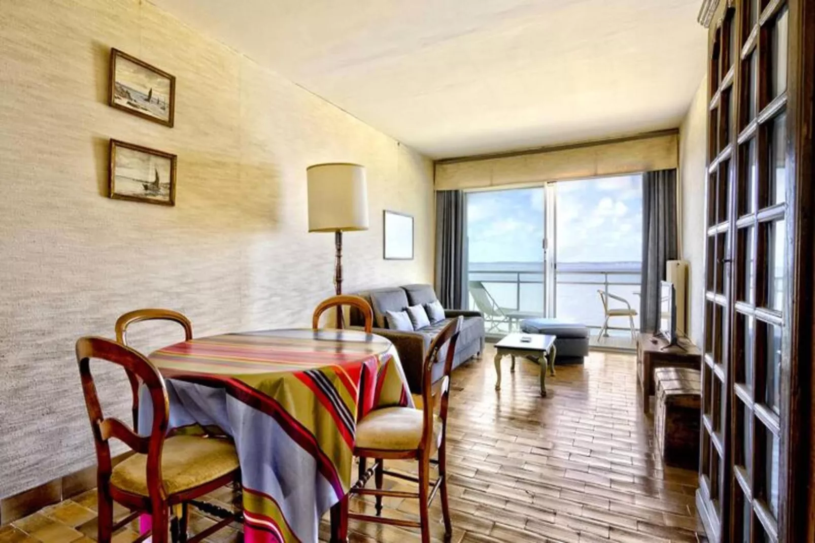 Résidence La Croisière-Salle à manger