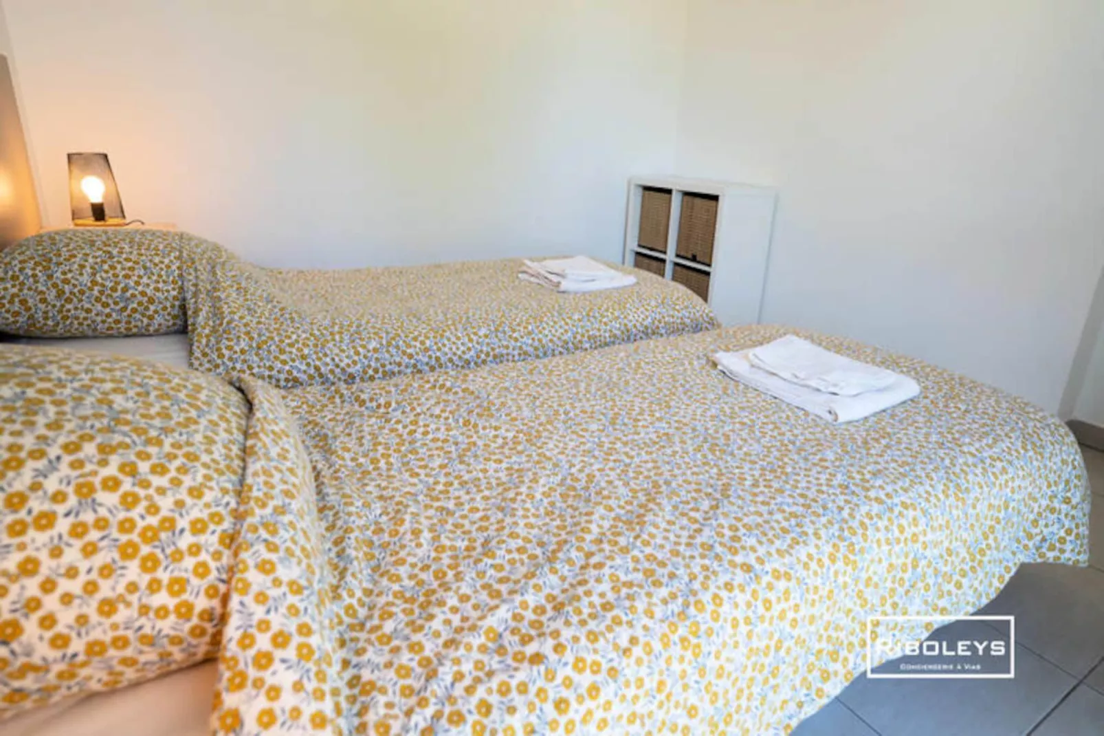 T4 Climatis&eacute; Avec Piscine &agrave; 400m De La Mer-Image-tags.