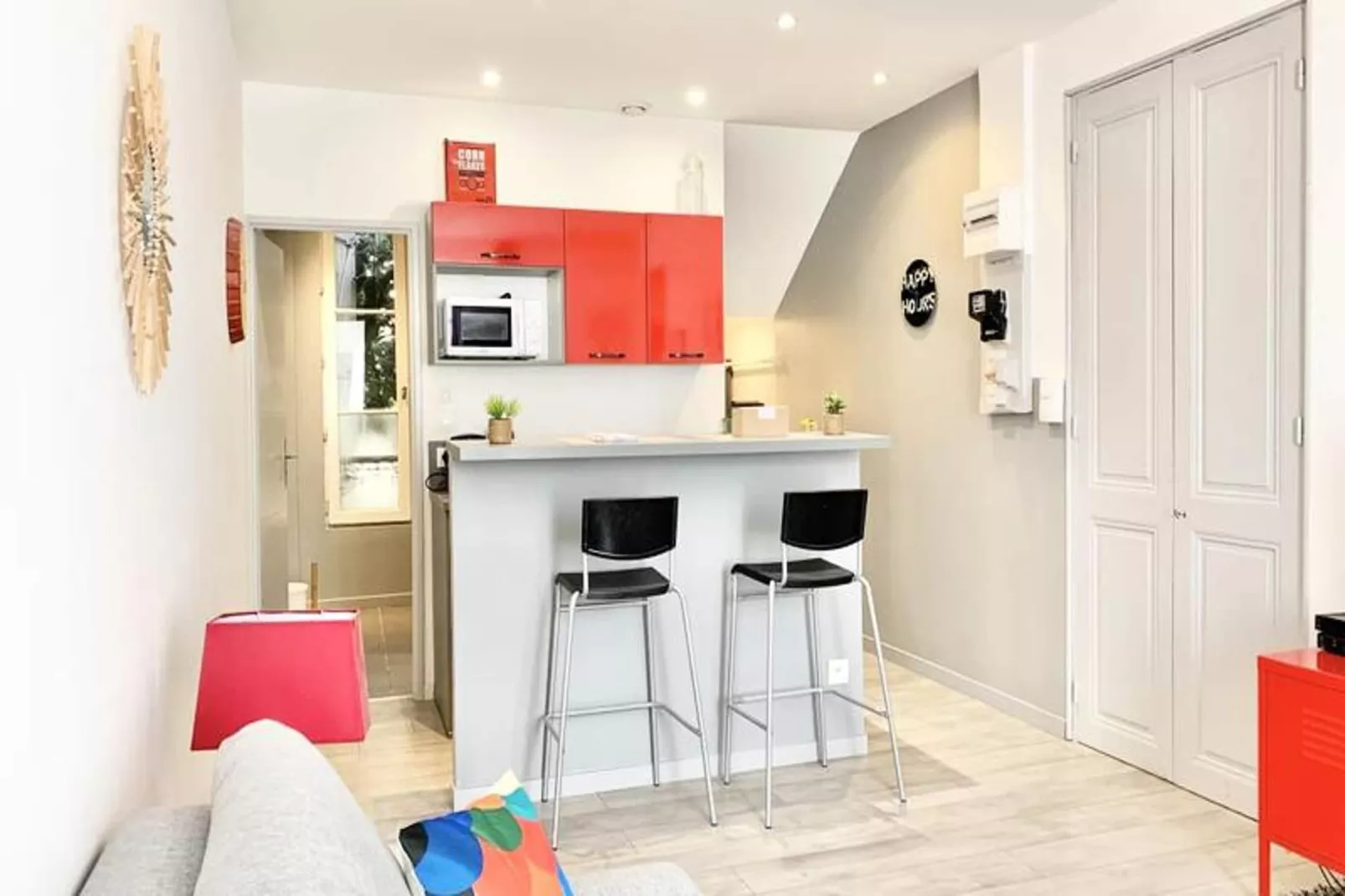 | Petit Paris 💋 | Studio Calme Tout &eacute;quip&eacute;-Salle à manger