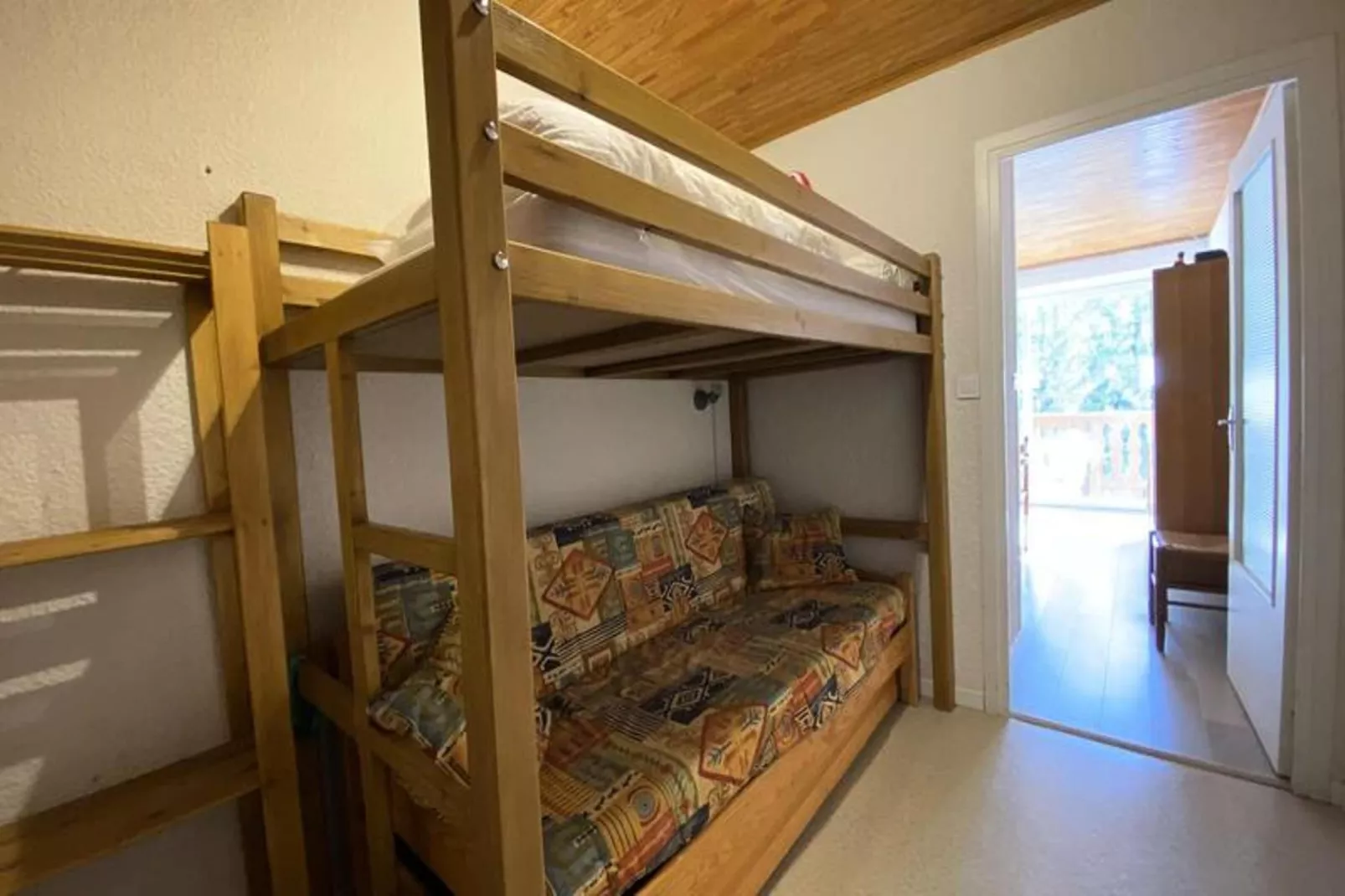 Résidence Le Midi-Bedroom