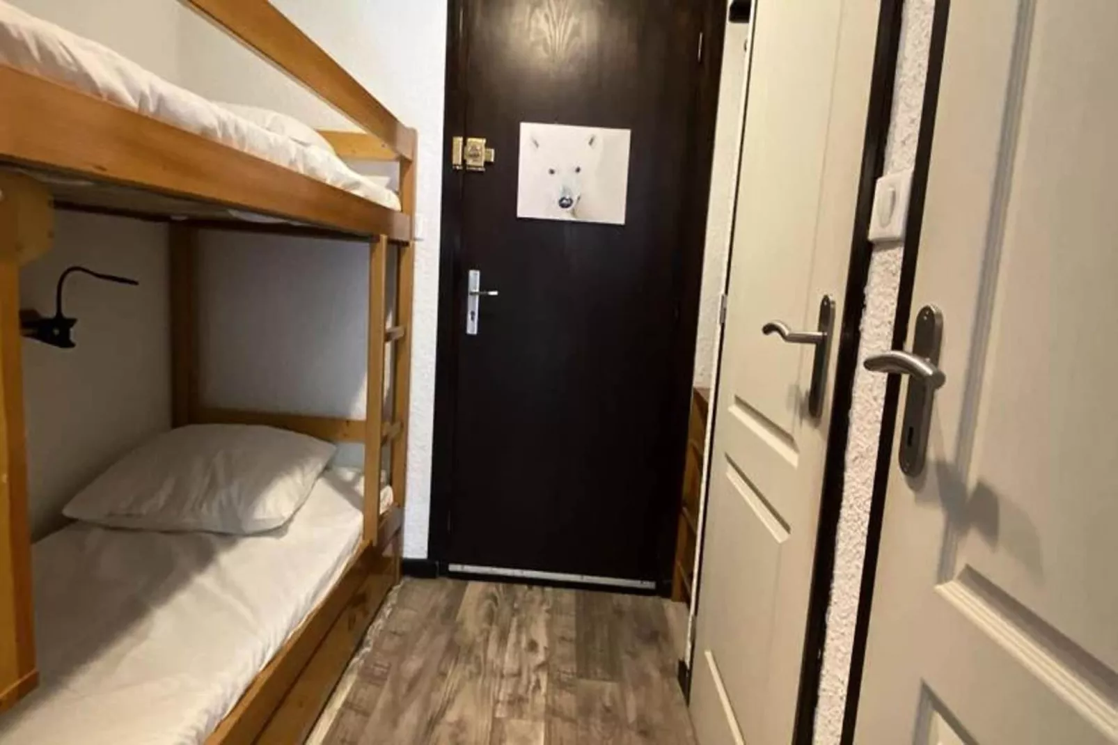 Résidence Kandahar-Bedroom