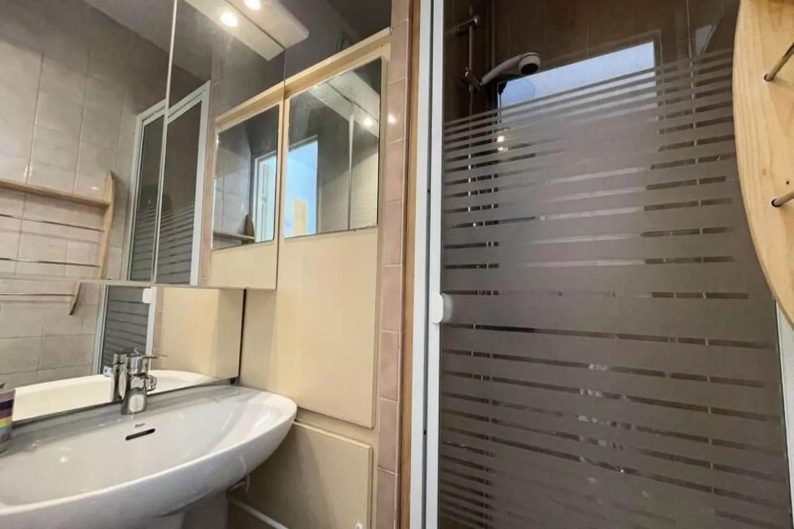 Résidence Pleiades-Bathroom