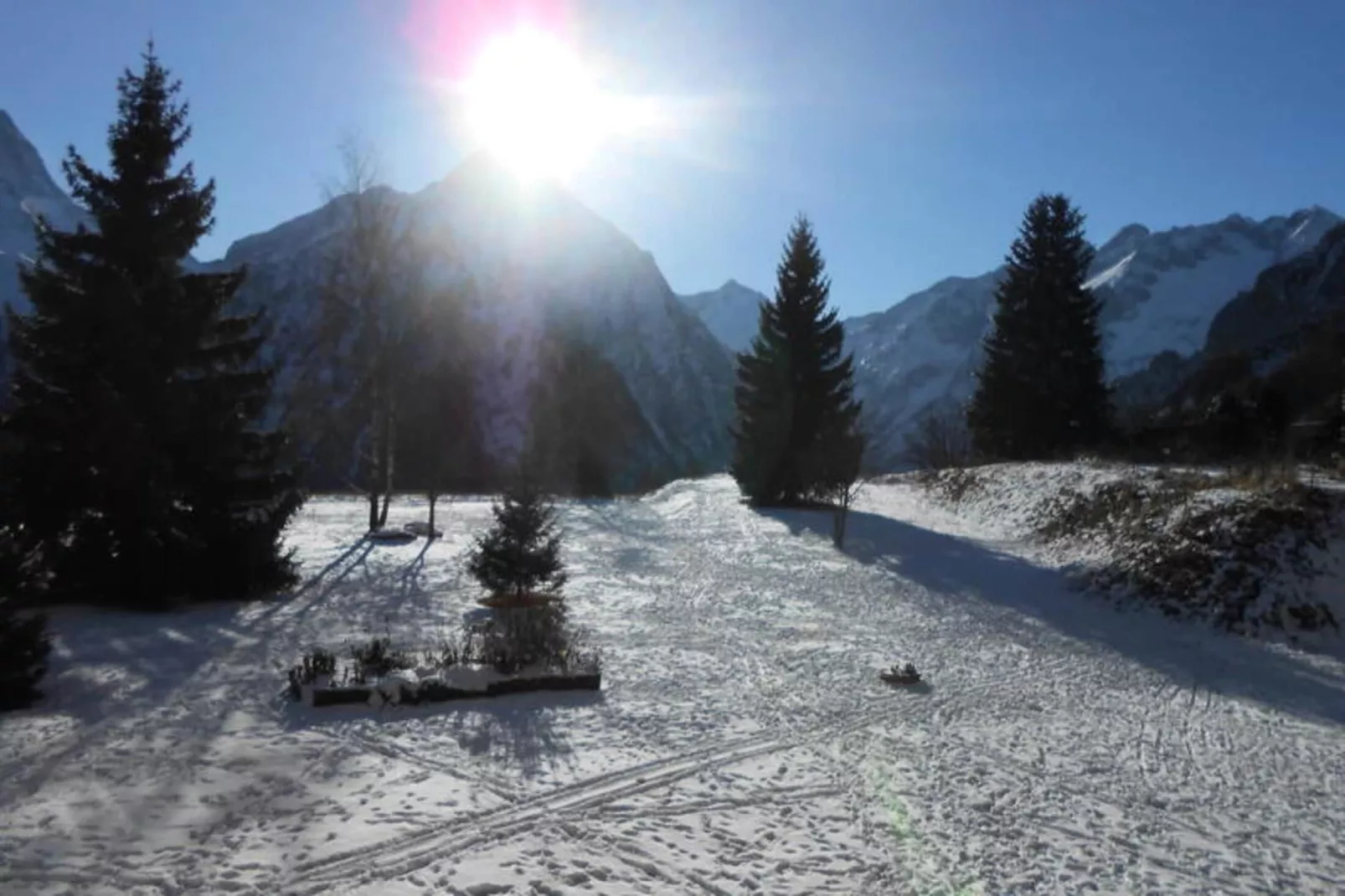 Résidence Midi-Area within 5km in winter