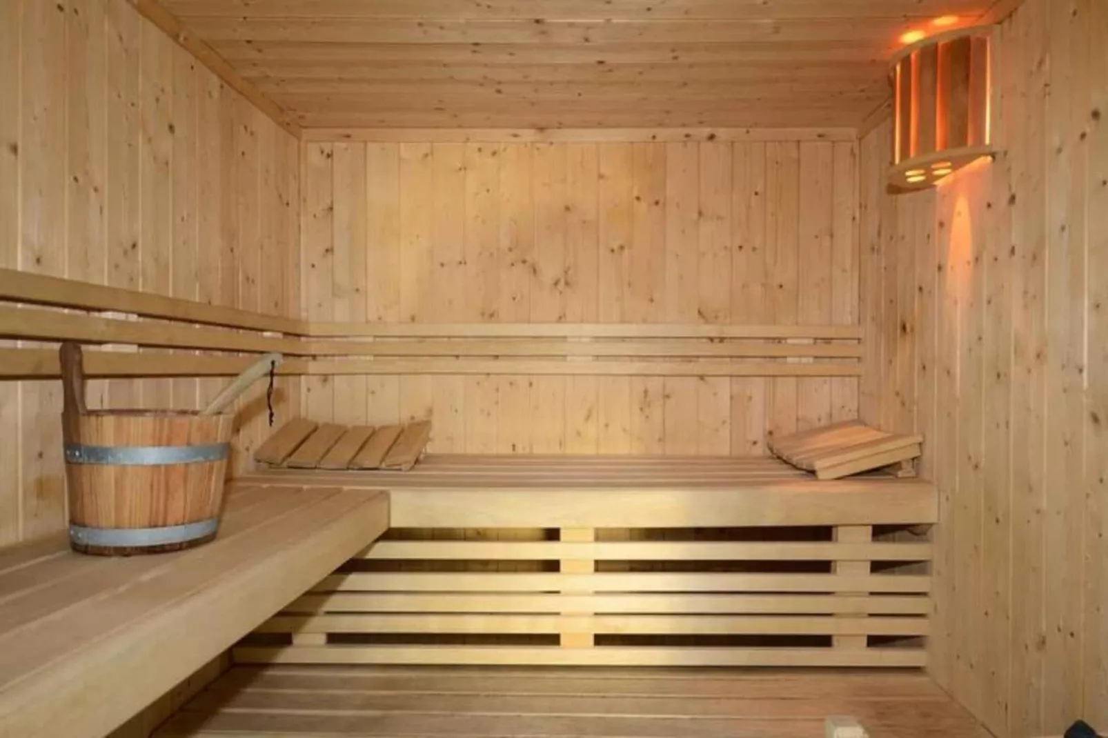 Résidence Odalys L'Ours Blanc-Piscine