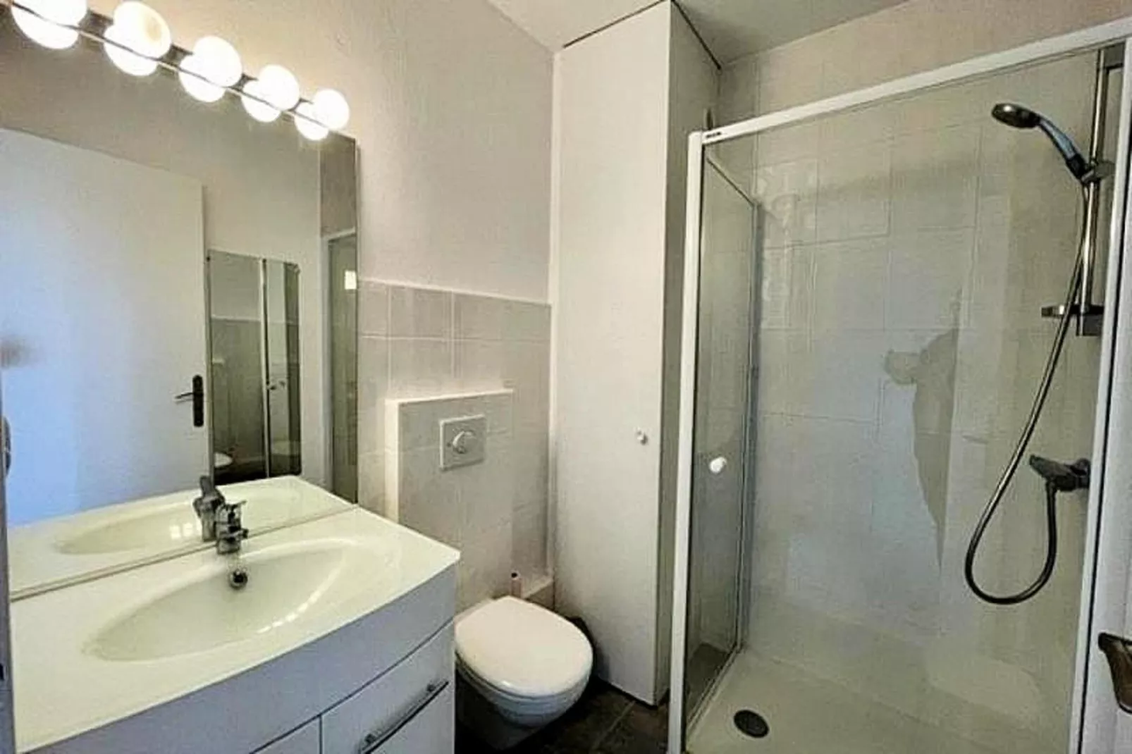 Résidence Adal D'arvor-Salle de bain