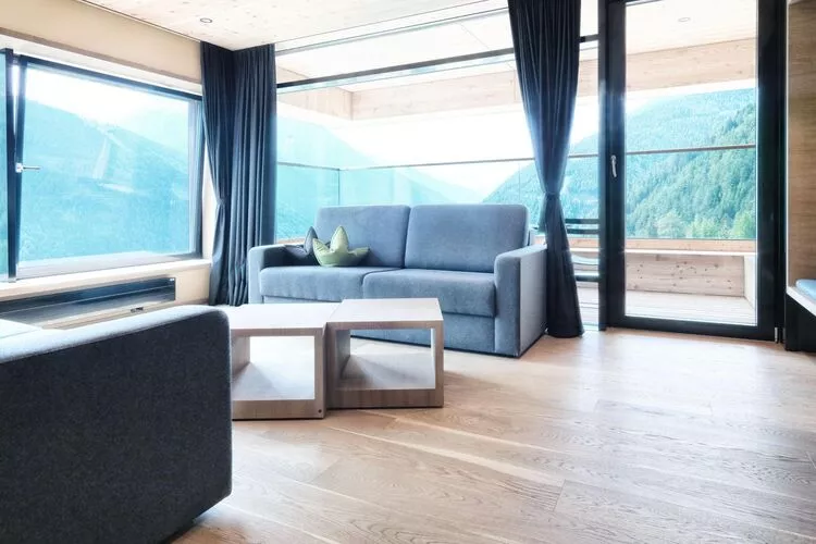 Gradonna Mountain Resort - Deluxe-Living room