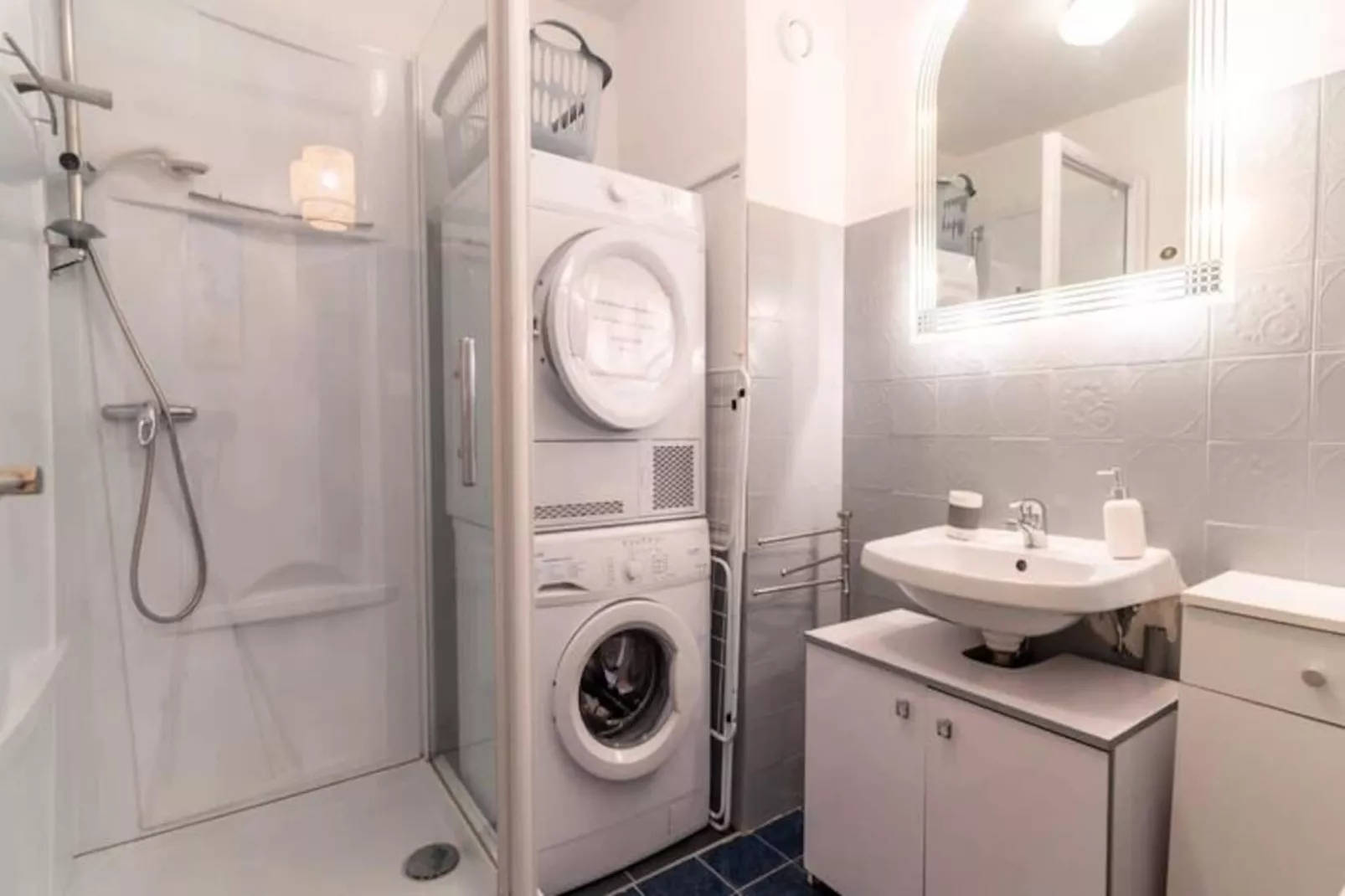 Résidence Agr&eacute;able Appt 3 Pi&egrave;ces 6 Pers Avec Place De Parking Proche Centre Et Mer-Image-tags.