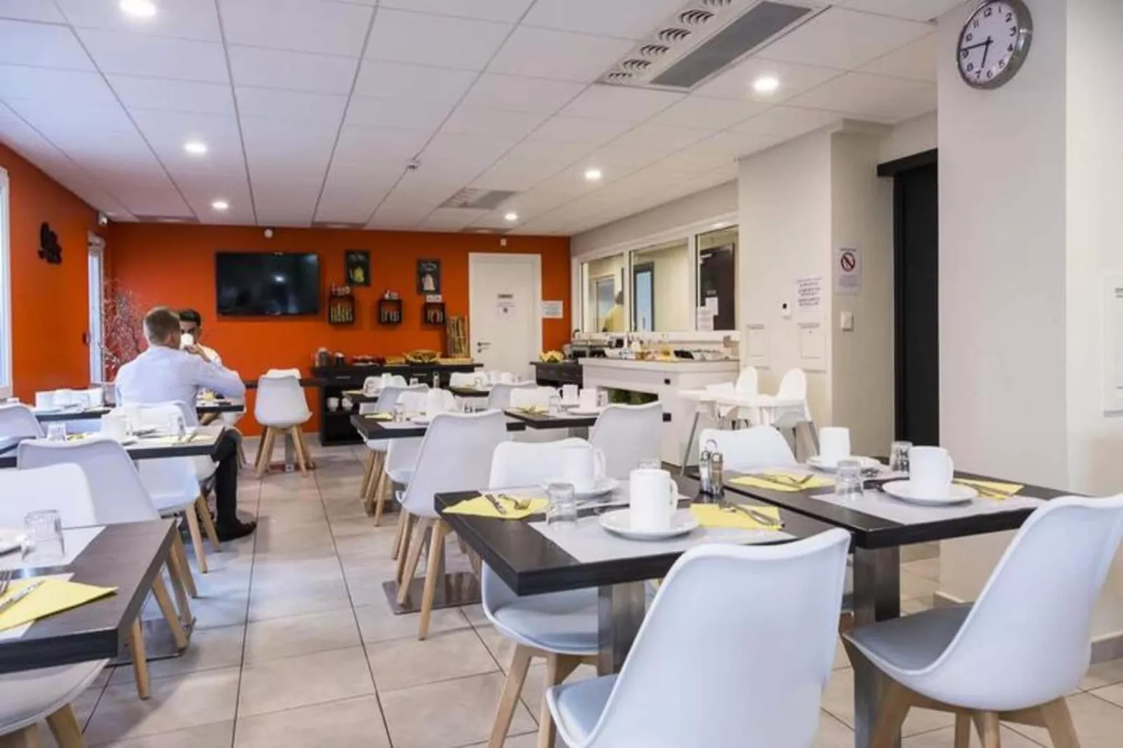 Appart'hôtel Odalys La Rose d'Argent-Dining room