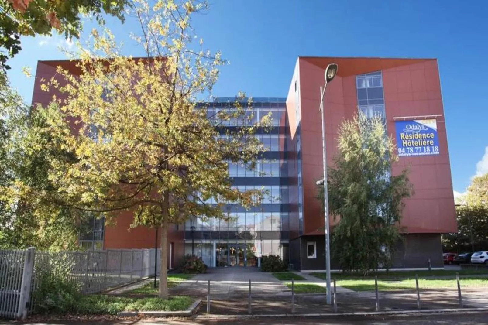 Appart'hôtel Odalys City Bioparc-Exterior in summer