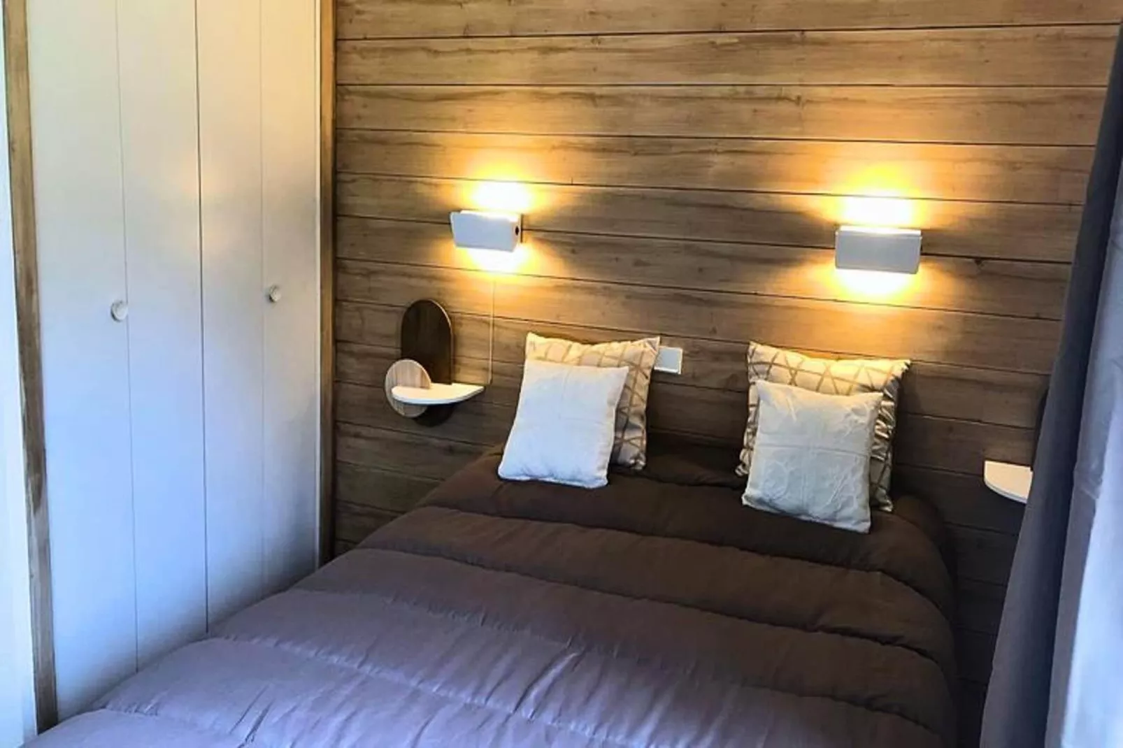 Résidence Camarine-Chambre