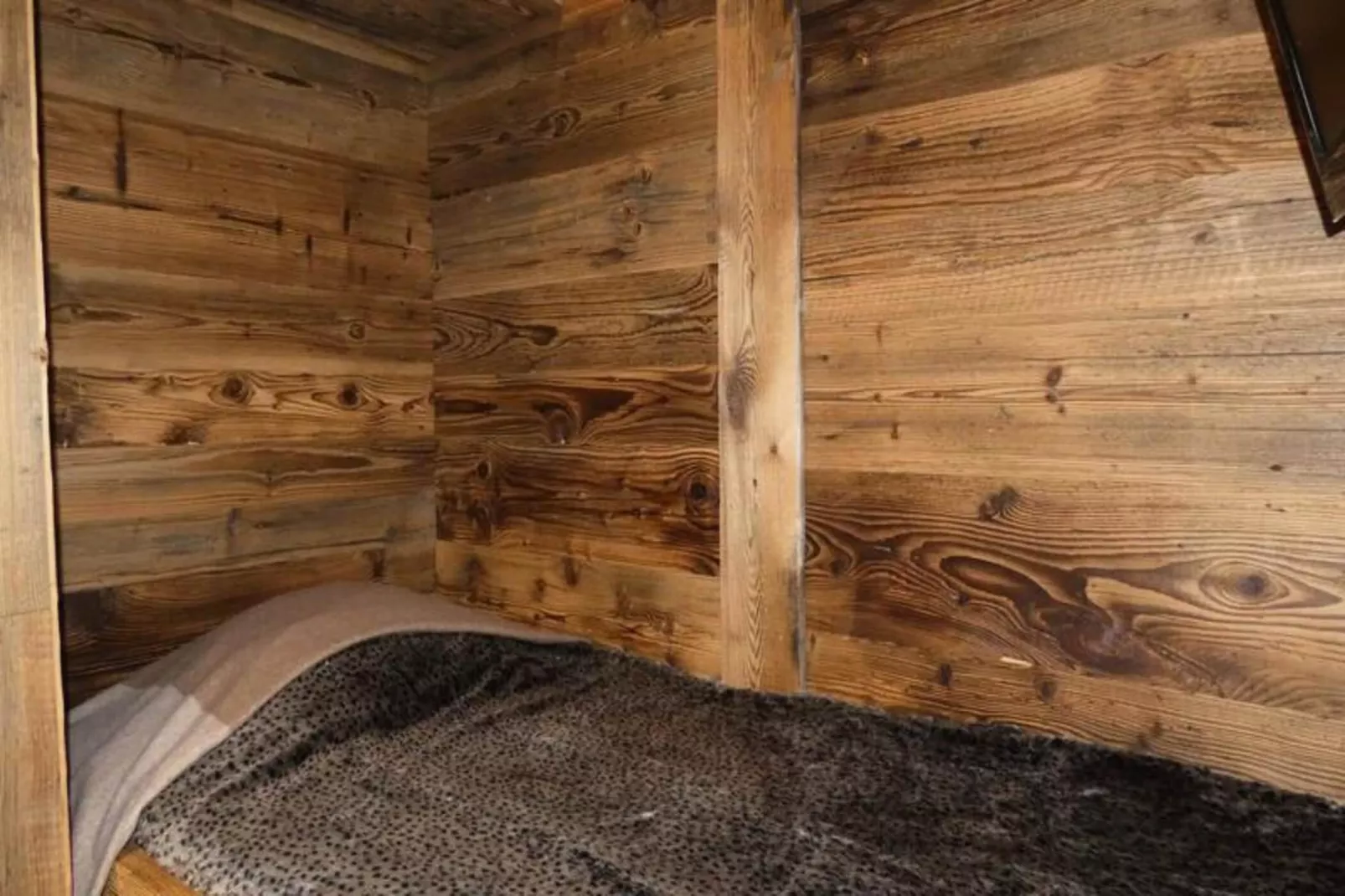 Résidence Lauziere Dessous-Bathroom